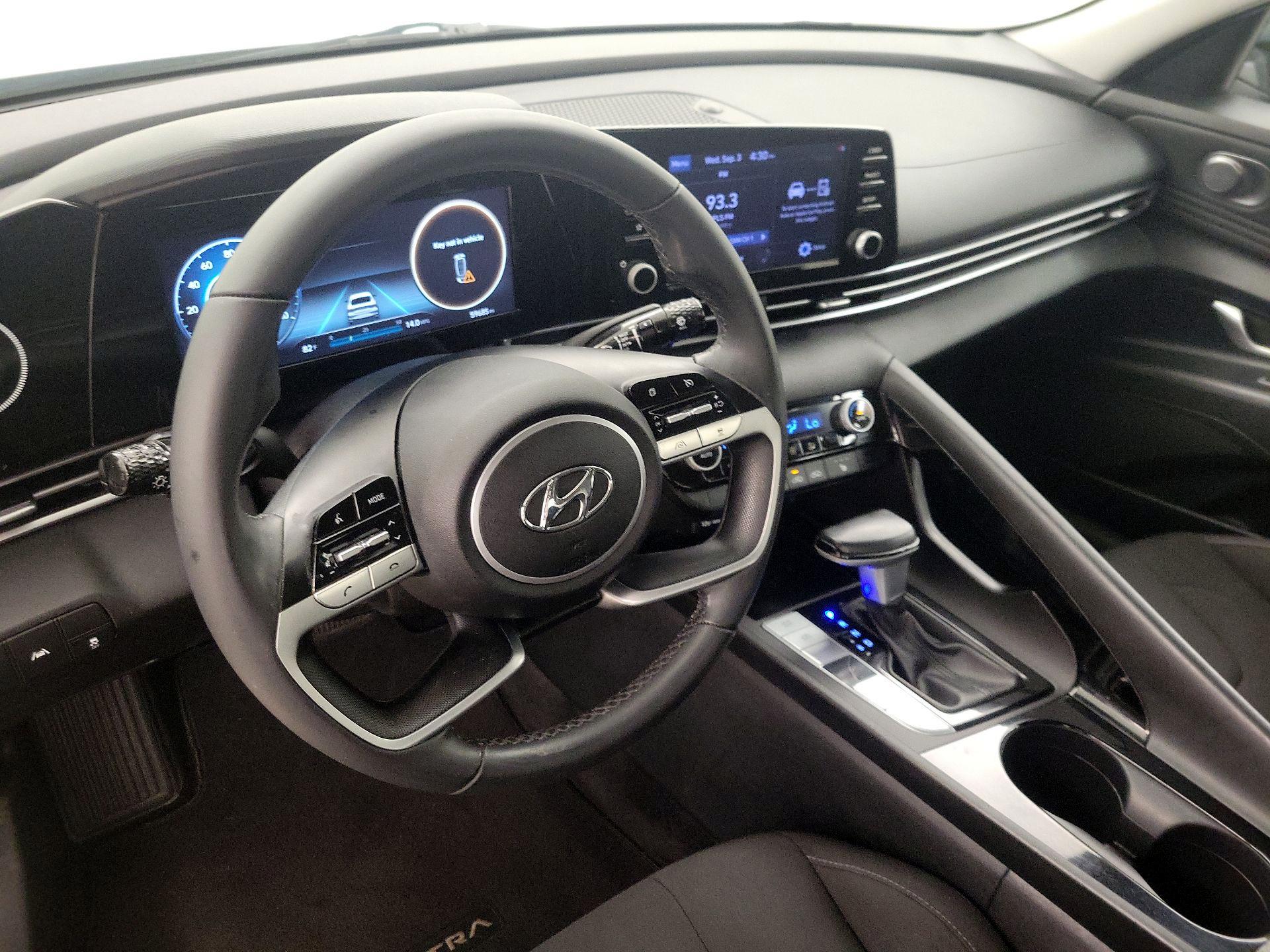 Thumbnail: 2021 Hyundai Elantra - 9
