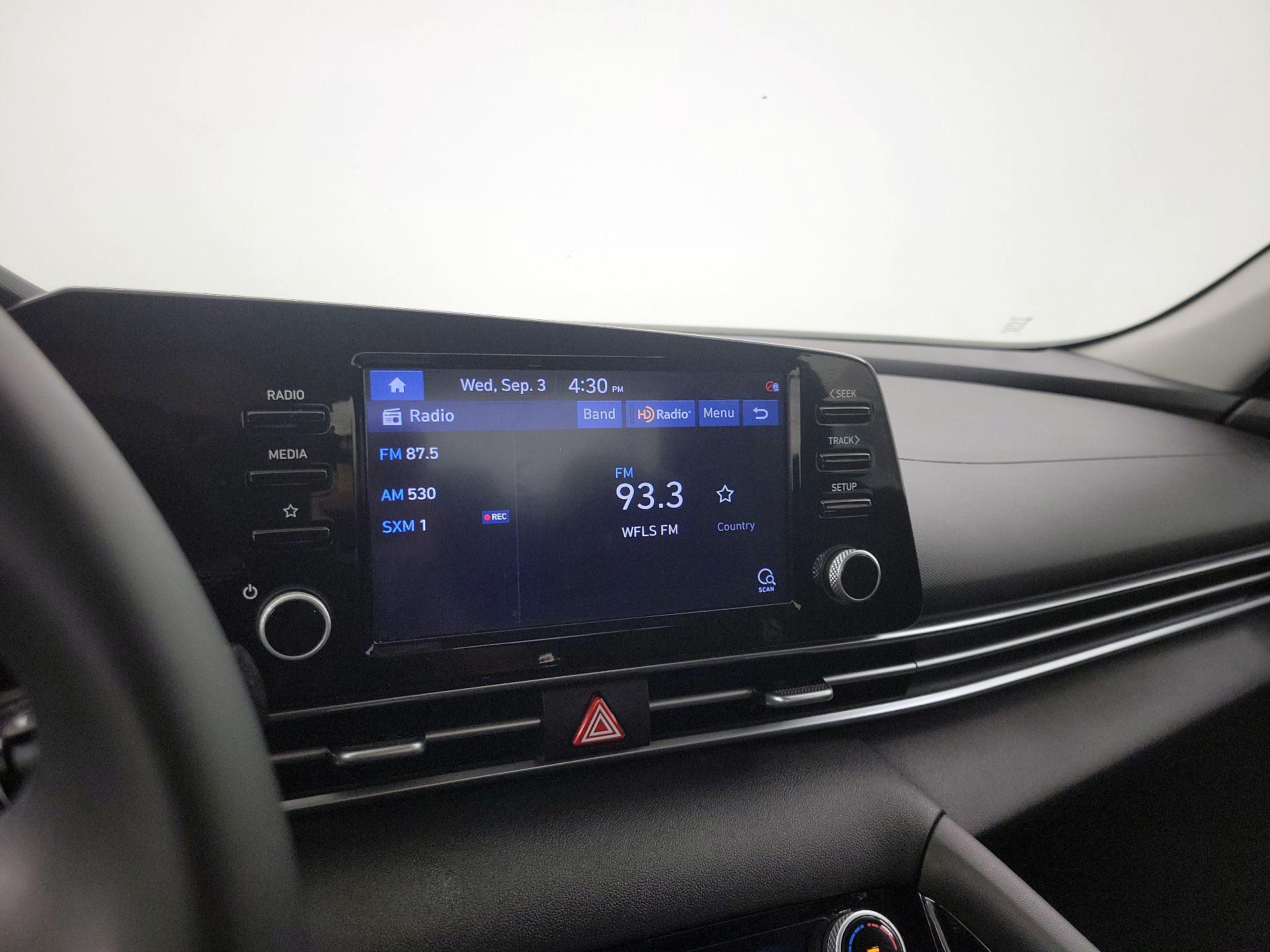Thumbnail: 2021 Hyundai Elantra - 15