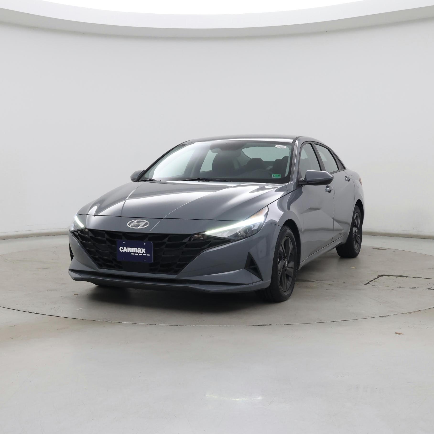 Thumbnail: 2021 Hyundai Elantra - 4
