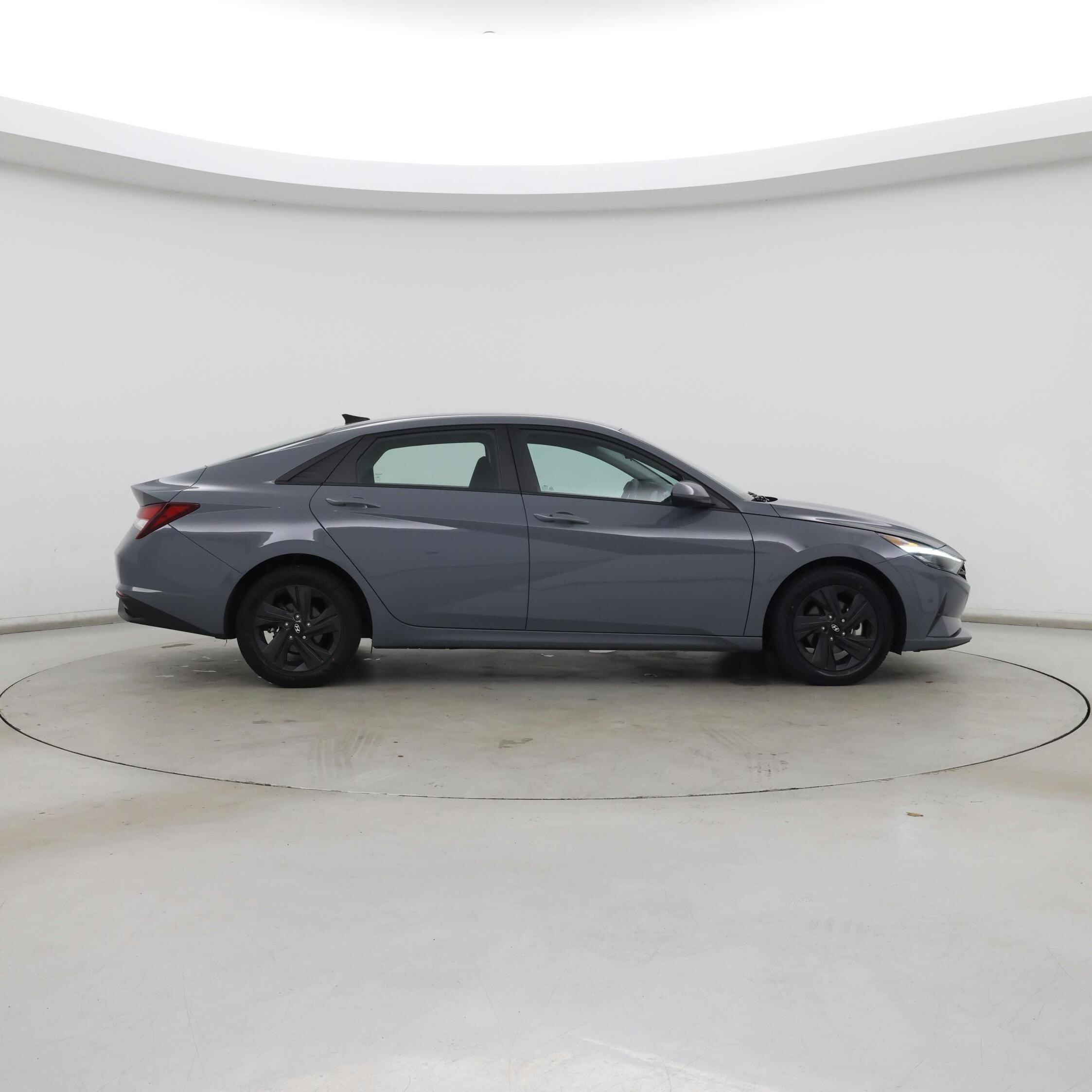 Thumbnail: 2021 Hyundai Elantra - 7