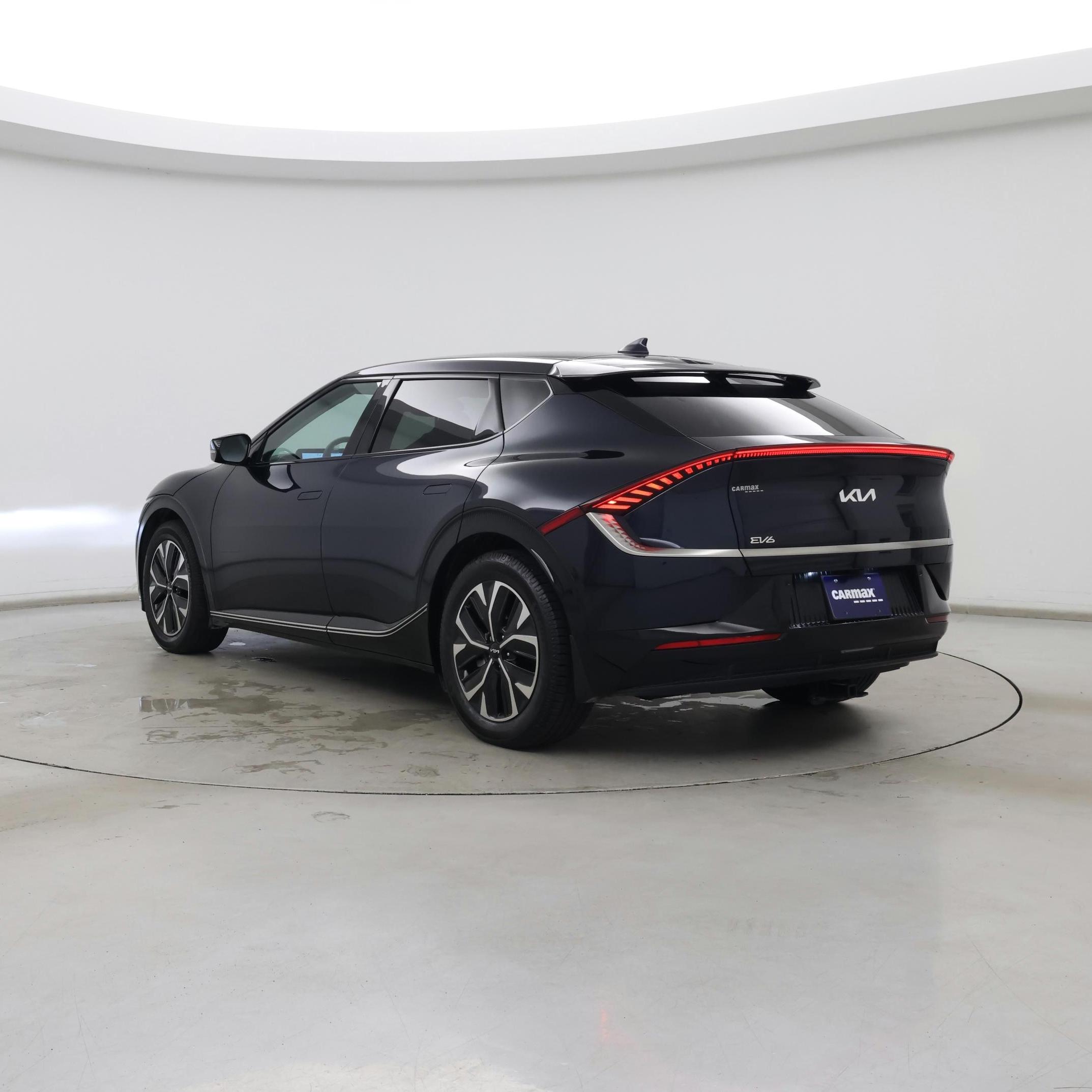 Thumbnail: 2023 Kia EV6 - 2