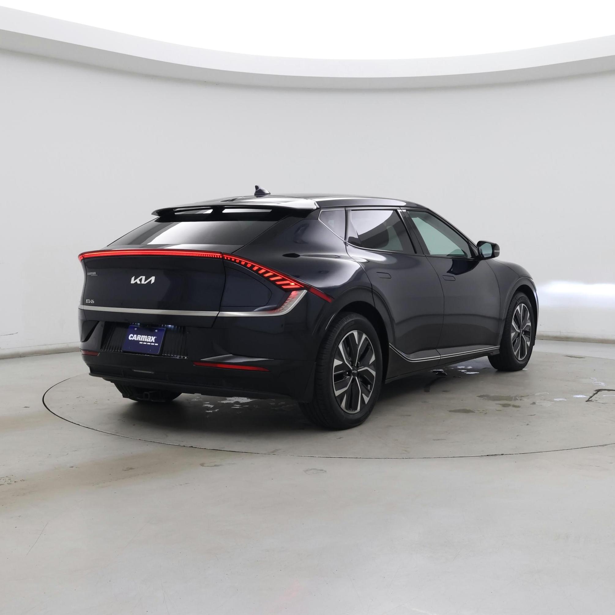 Thumbnail: 2023 Kia EV6 - 8
