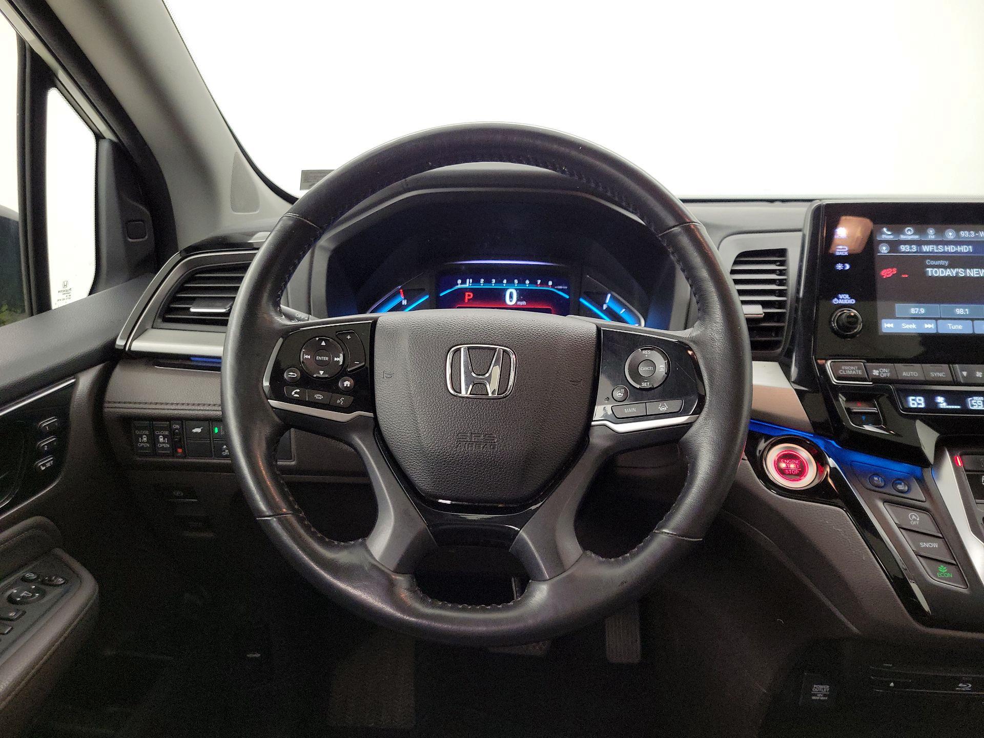 Thumbnail: 2019 Honda Odyssey - 10