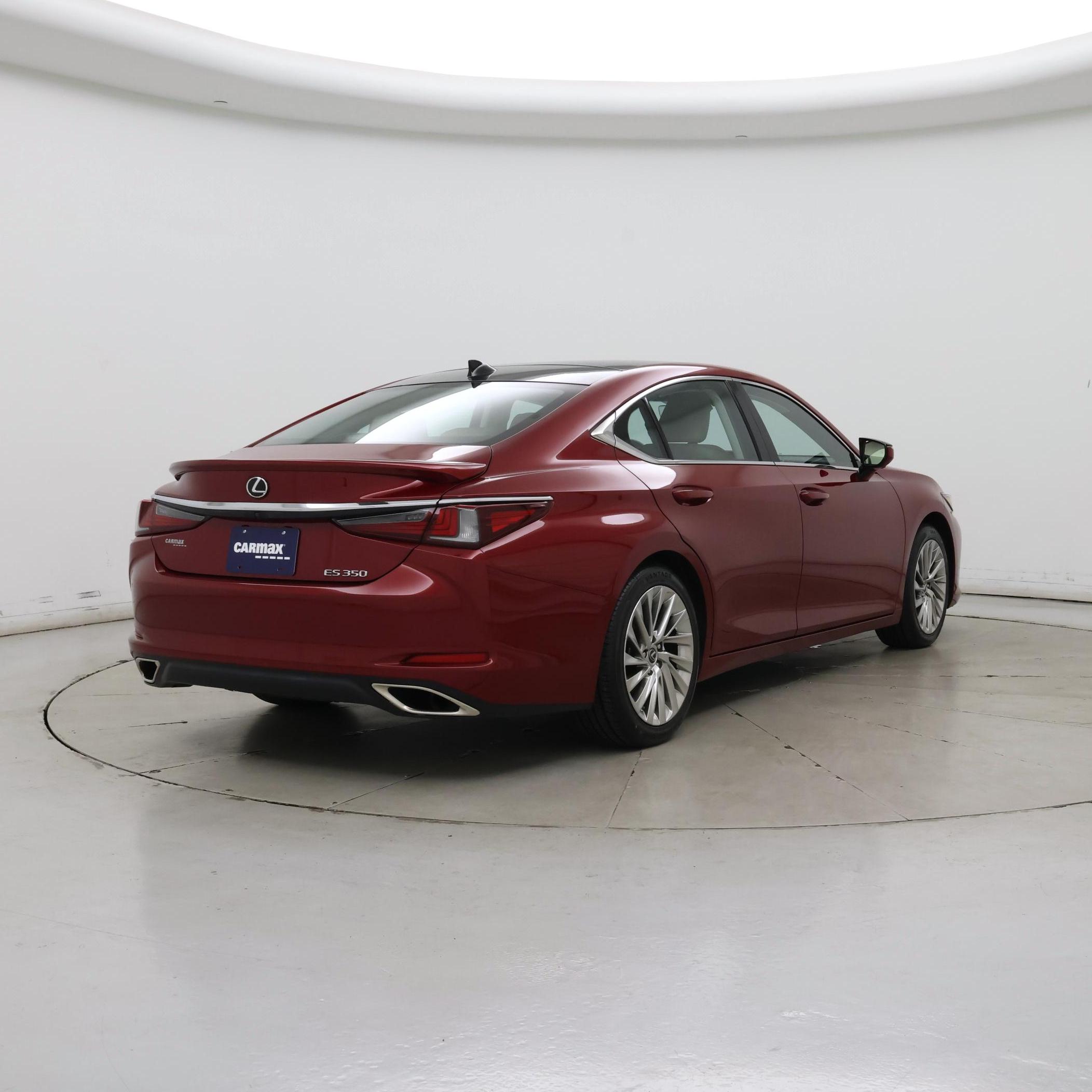 Thumbnail: 2021 Lexus ES - 8