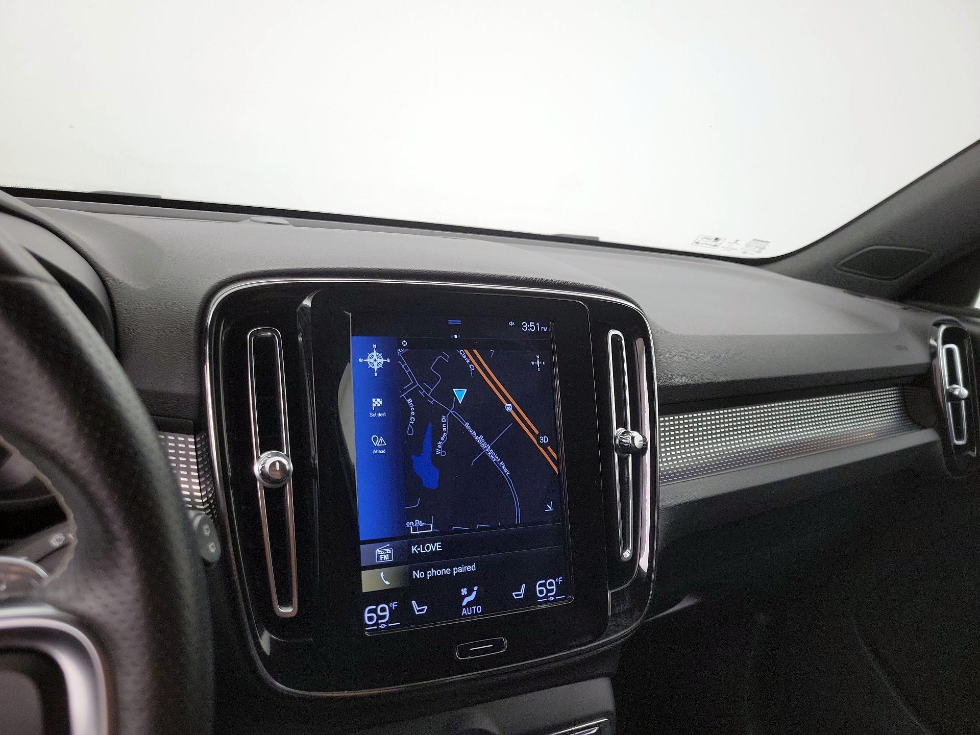 Thumbnail: 2019 Volvo XC40 - 14