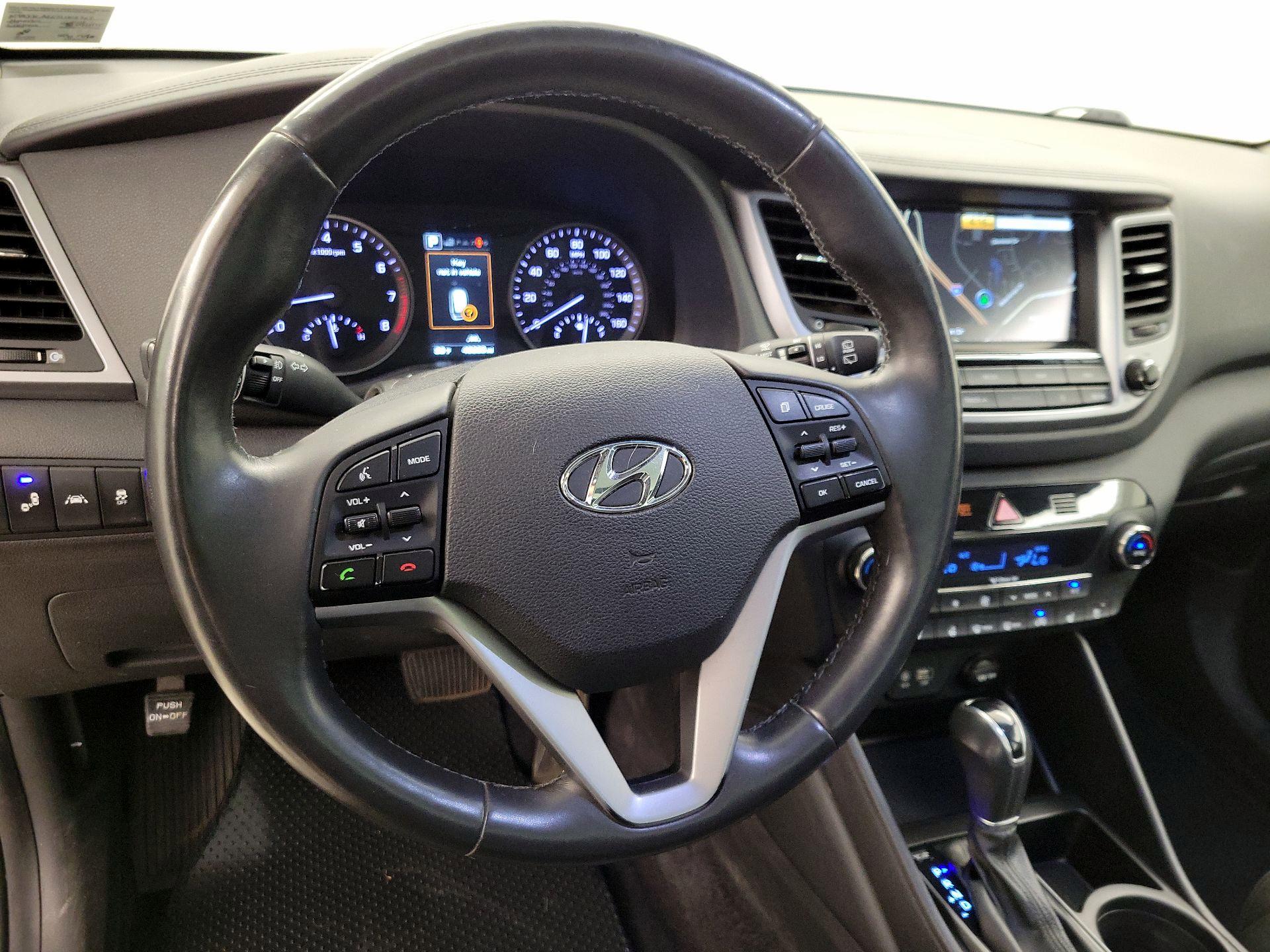 Thumbnail: 2018 Hyundai Tucson - 10
