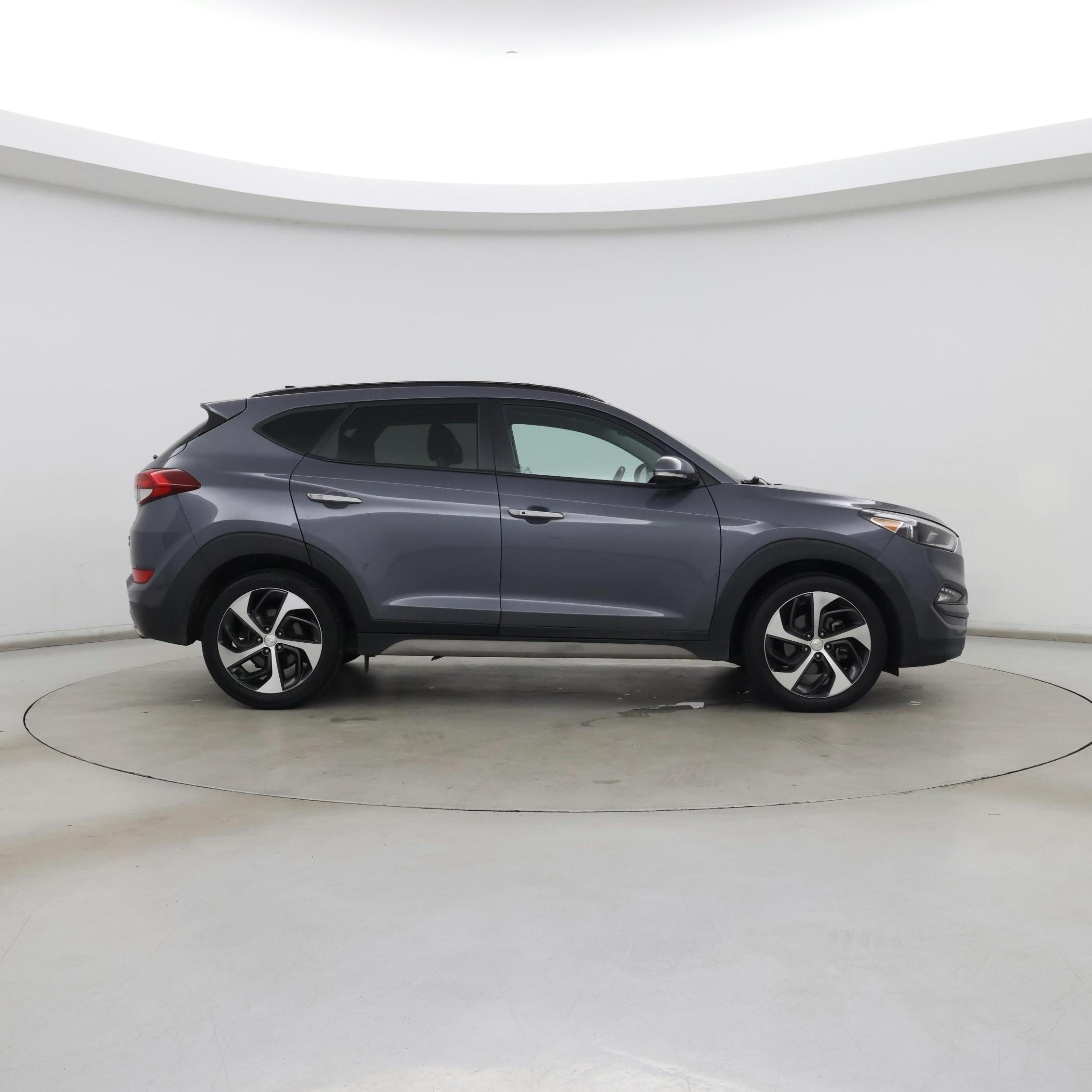 Thumbnail: 2018 Hyundai Tucson - 7