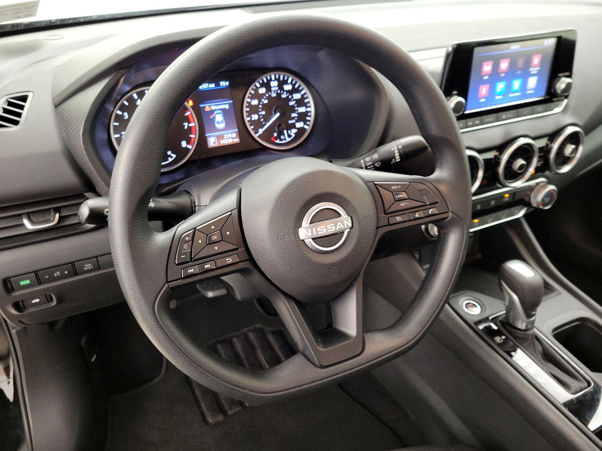 Thumbnail: 2024 Nissan Sentra - 10