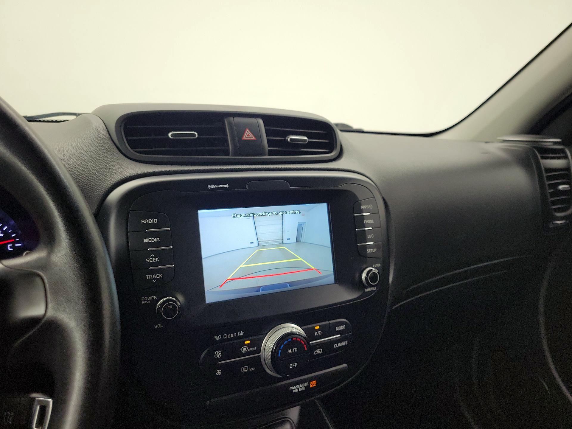 Thumbnail: 2018 Kia Soul - 14