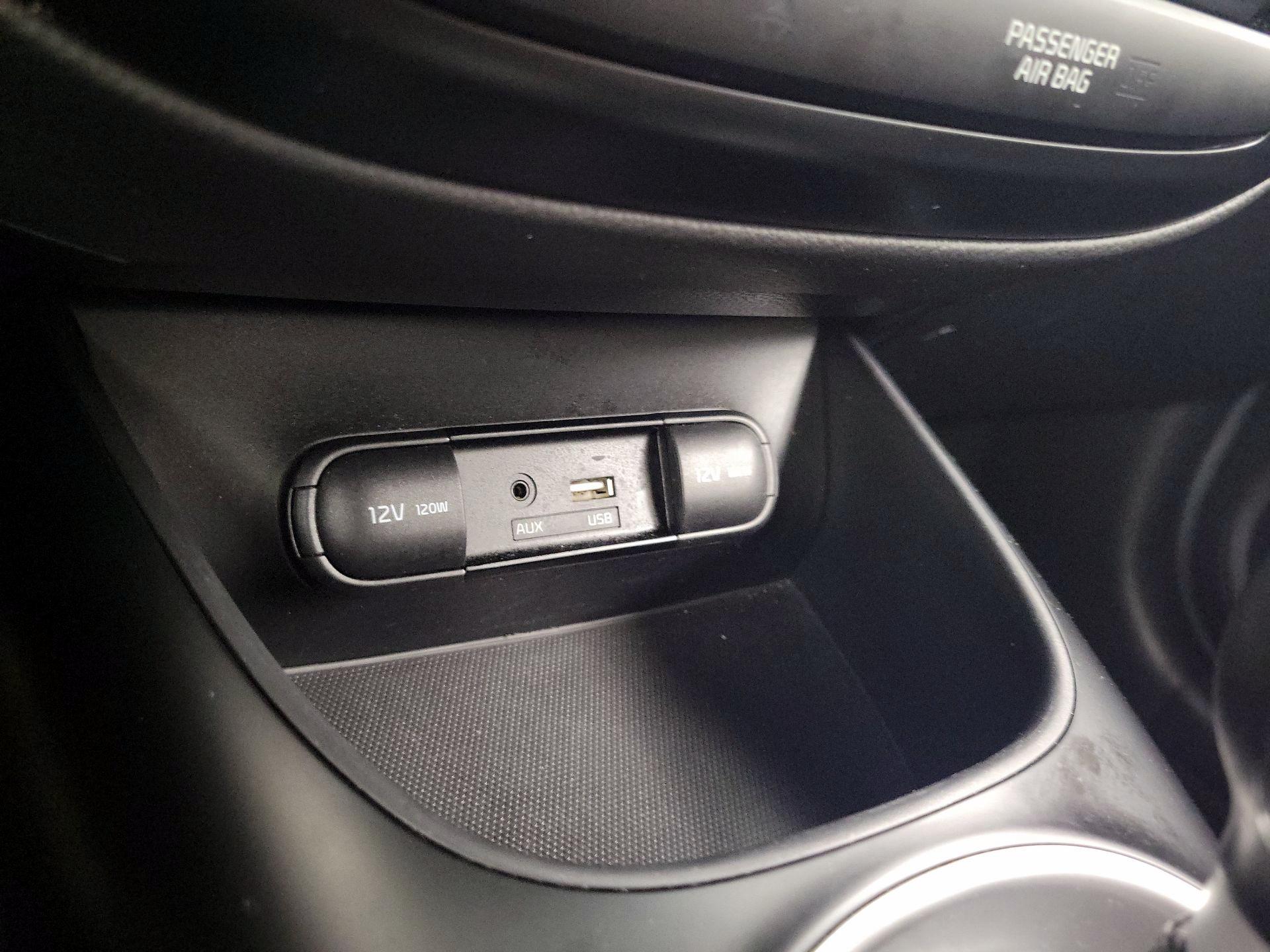 Thumbnail: 2018 Kia Soul - 18