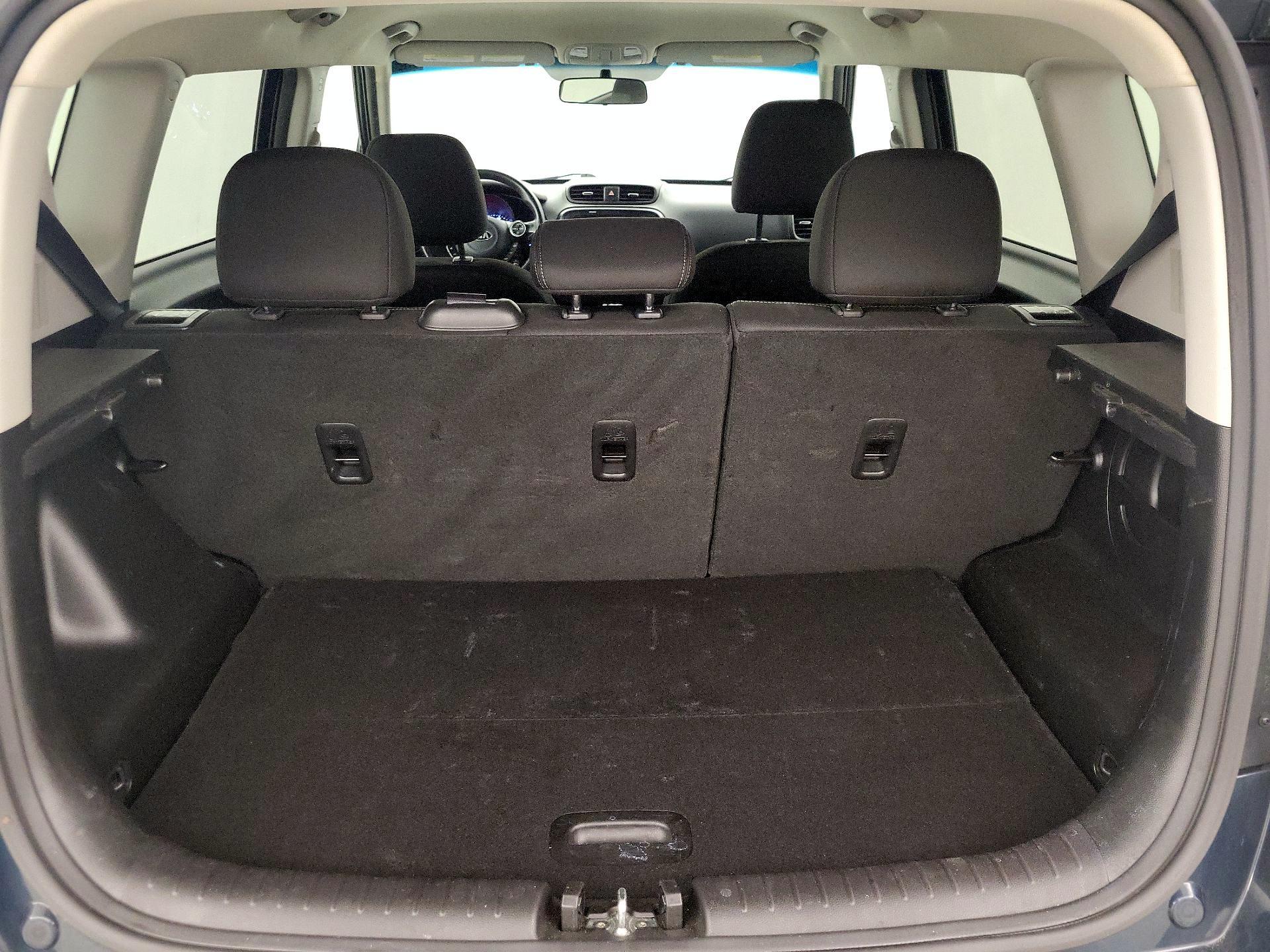 Thumbnail: 2018 Kia Soul - 20
