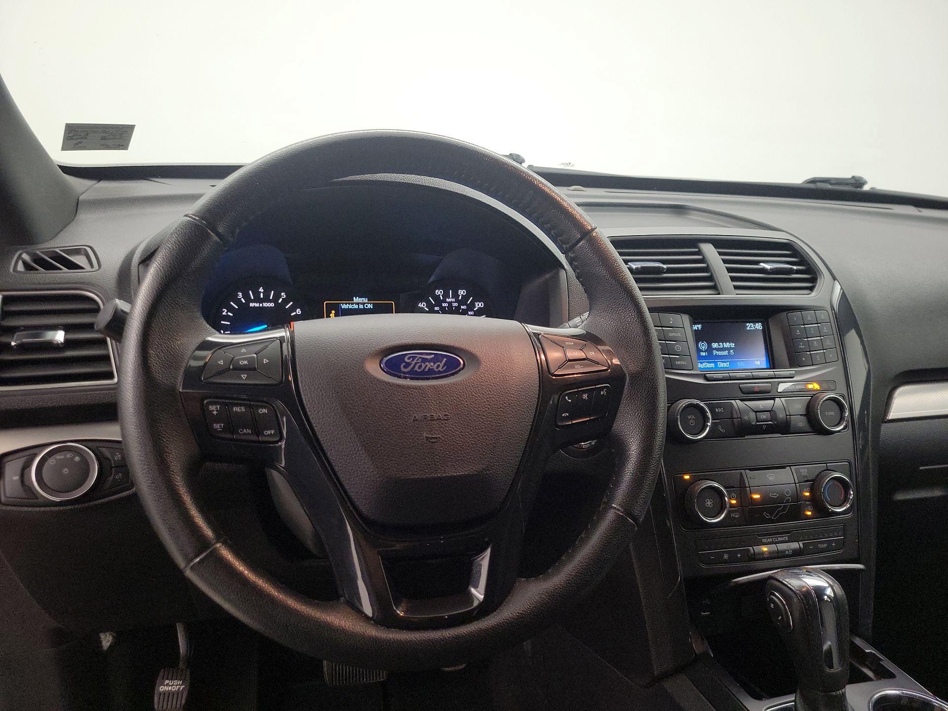 Thumbnail: 2018 Ford Explorer - 10