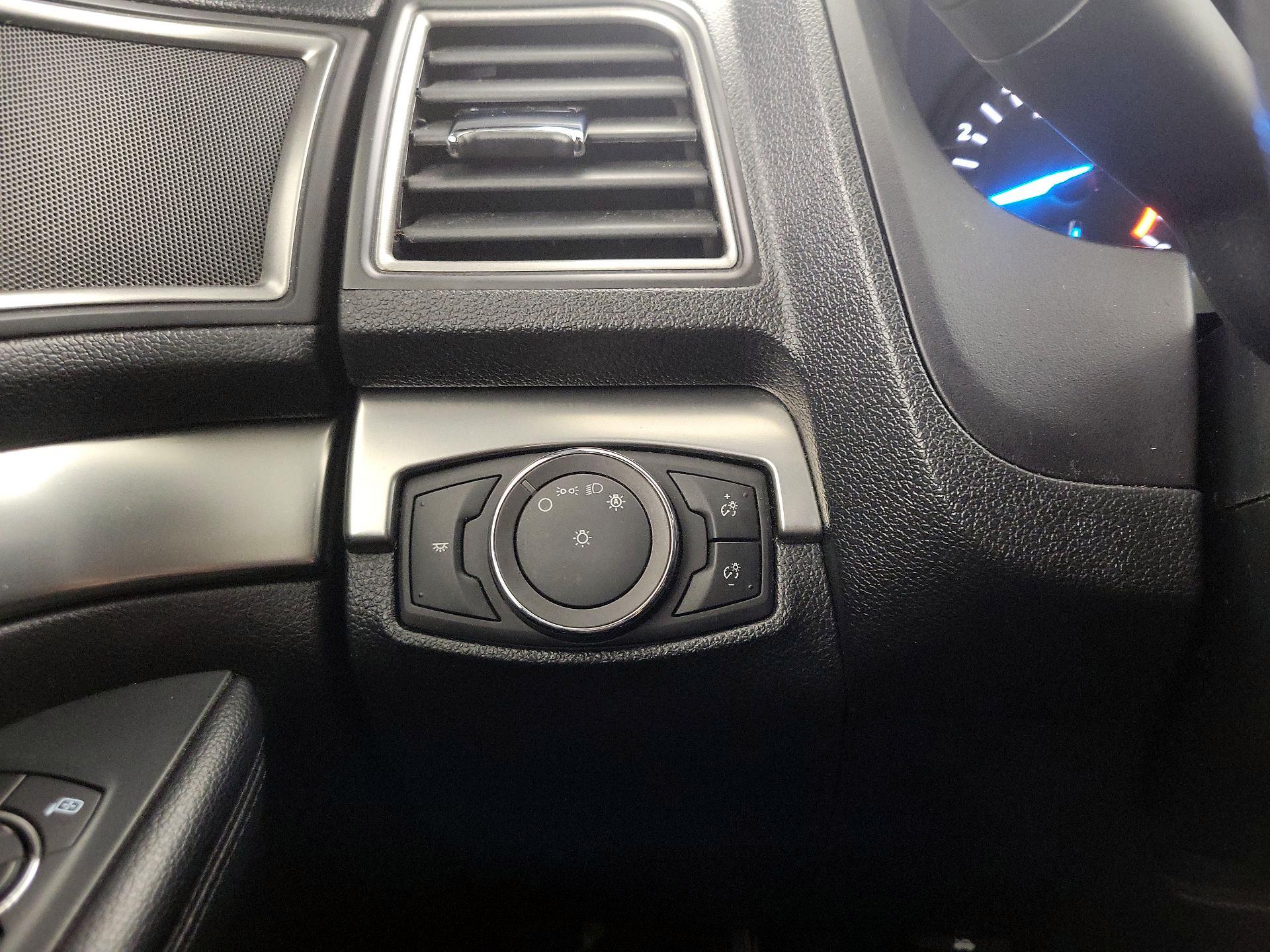 Thumbnail: 2018 Ford Explorer - 13