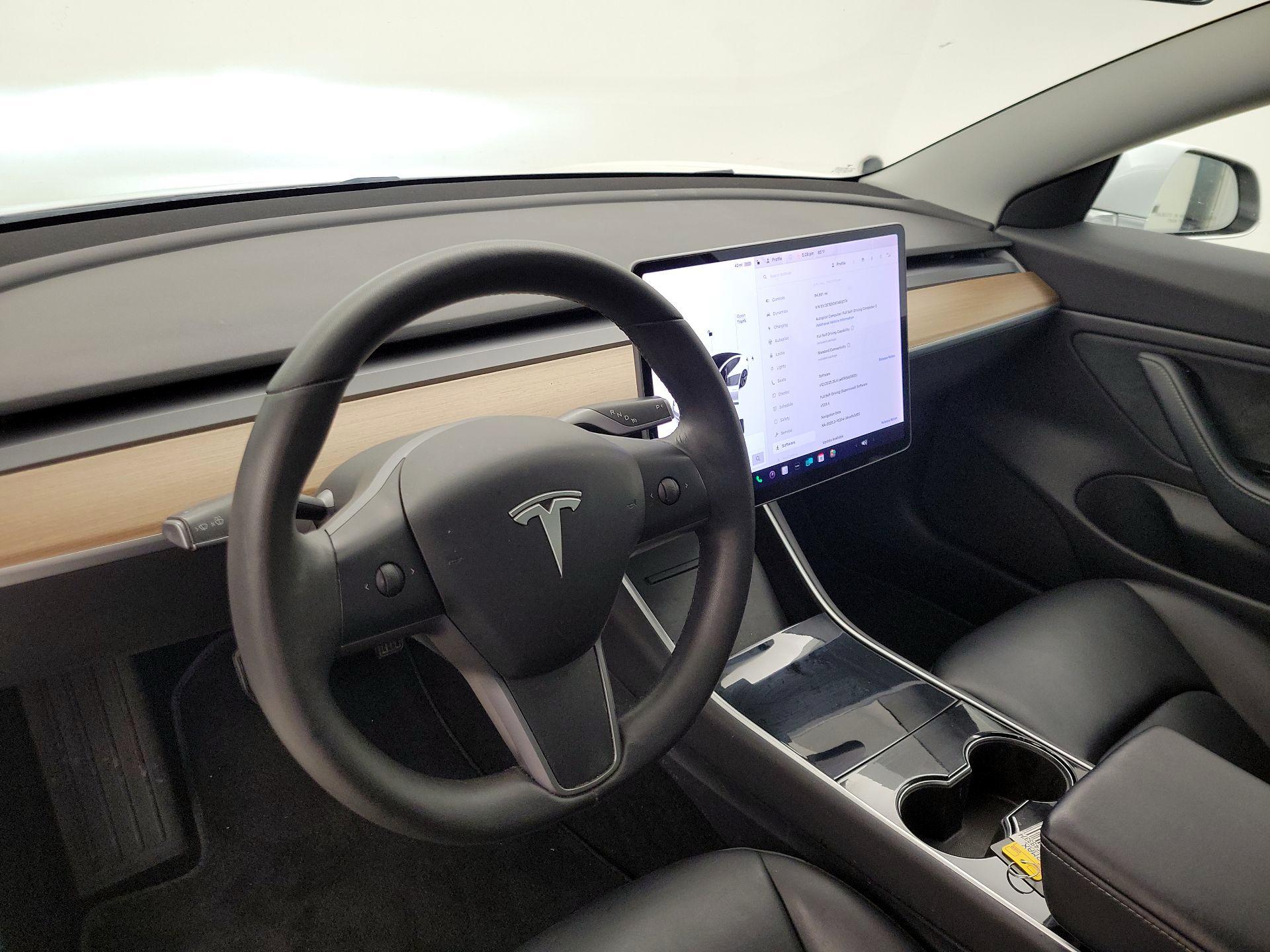 Thumbnail: 2019 Tesla Model 3 - 9