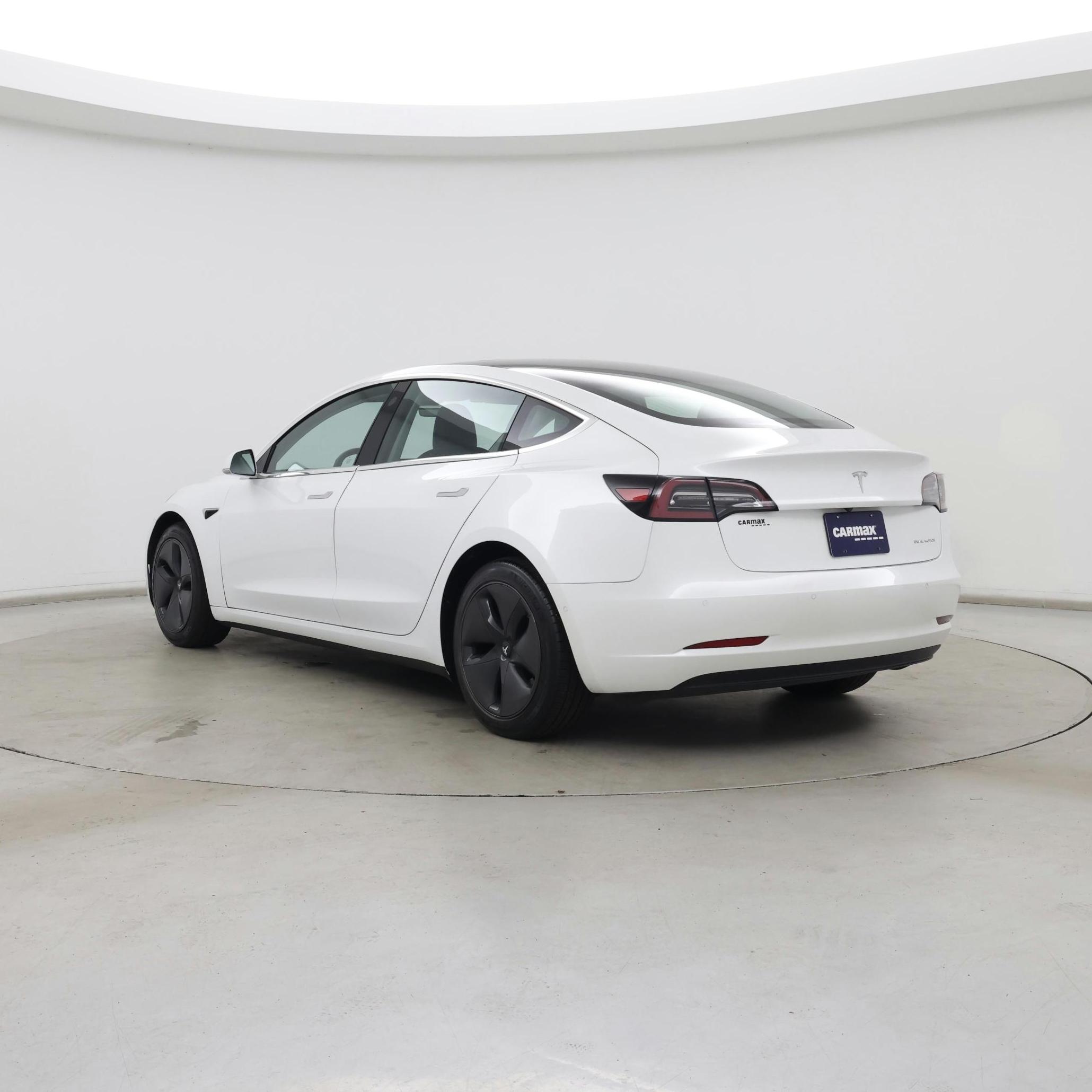 Thumbnail: 2019 Tesla Model 3 - 2