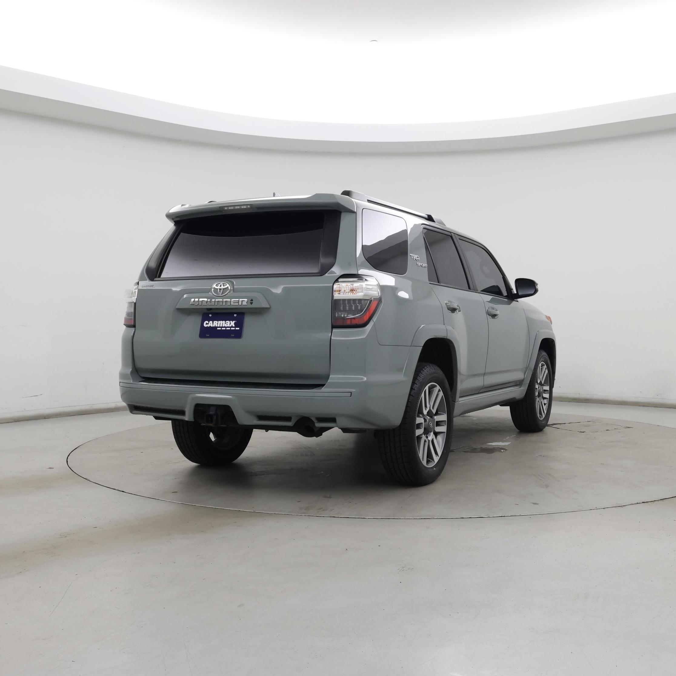 Thumbnail: 2022 Toyota 4Runner - 8