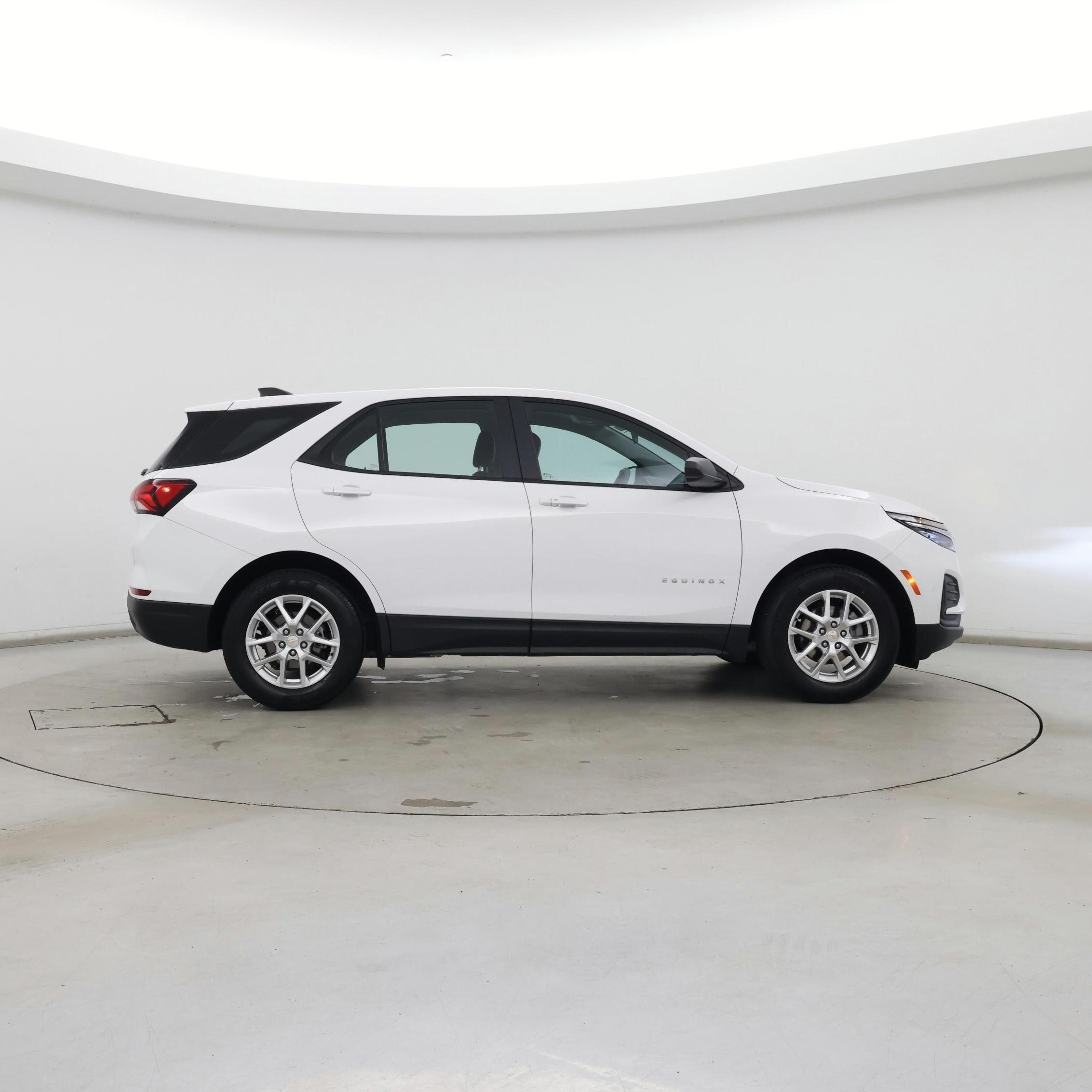 Thumbnail: 2024 Chevrolet Equinox - 7