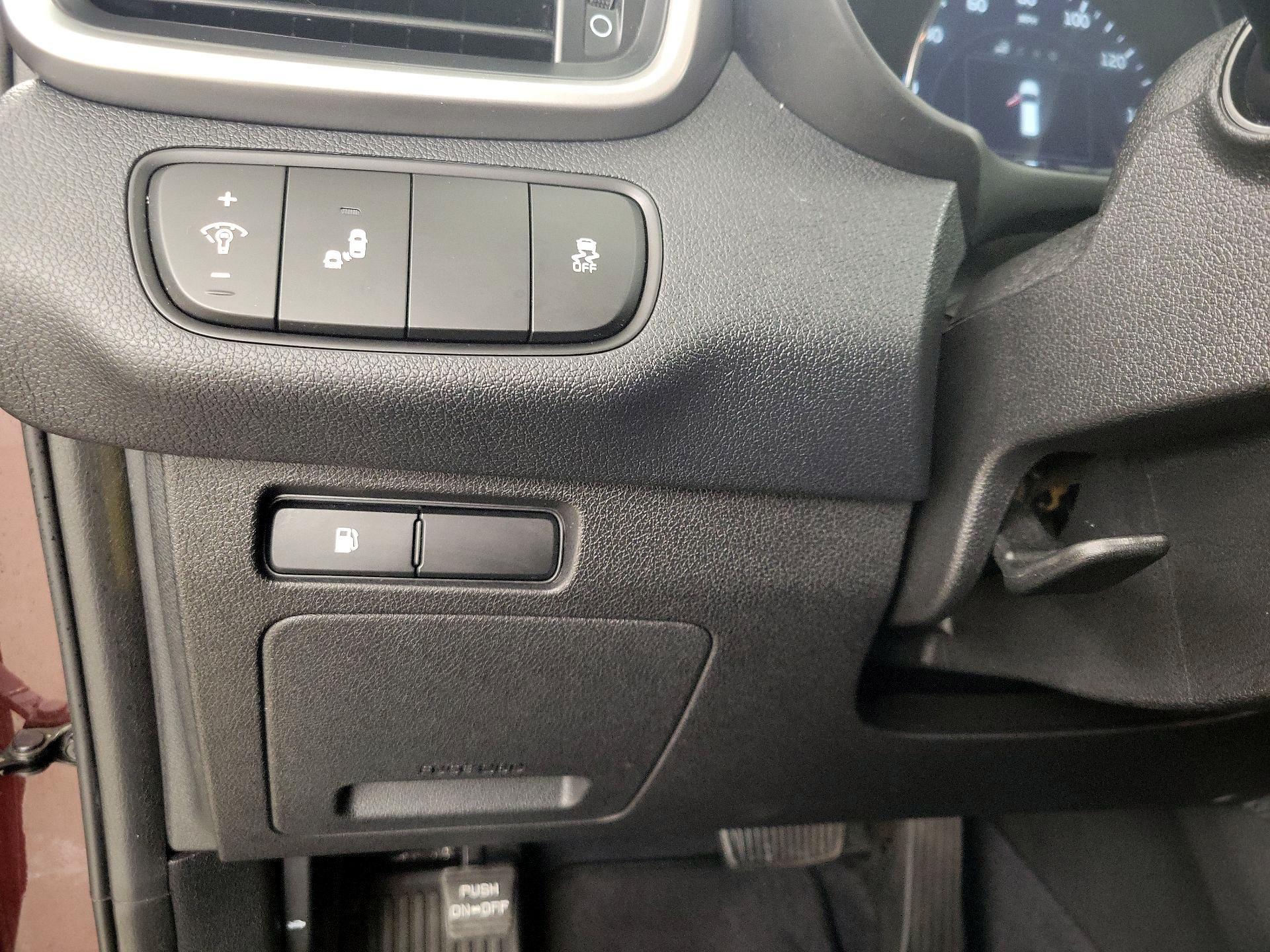 Thumbnail: 2017 Kia Sorento - 13