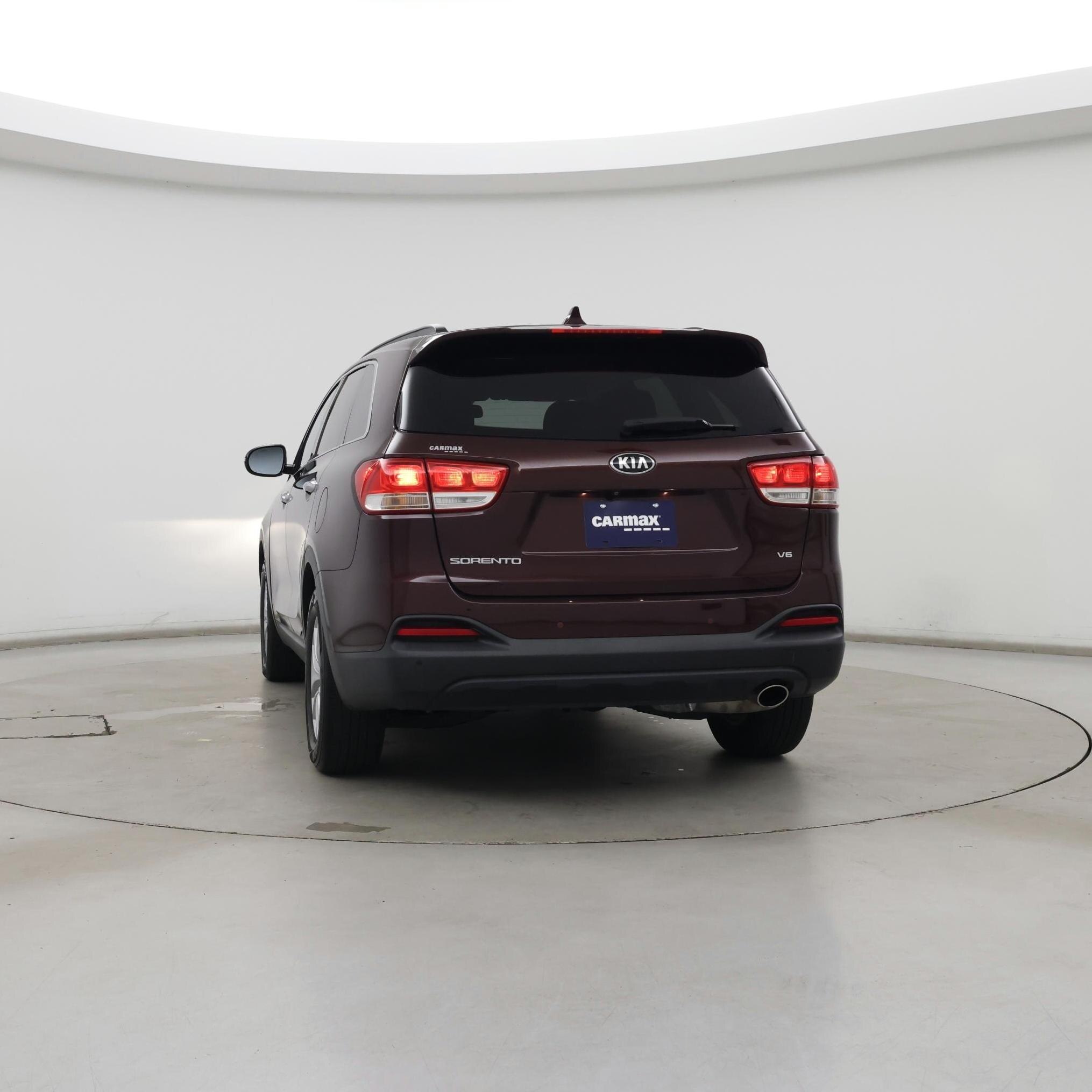 Thumbnail: 2017 Kia Sorento - 6
