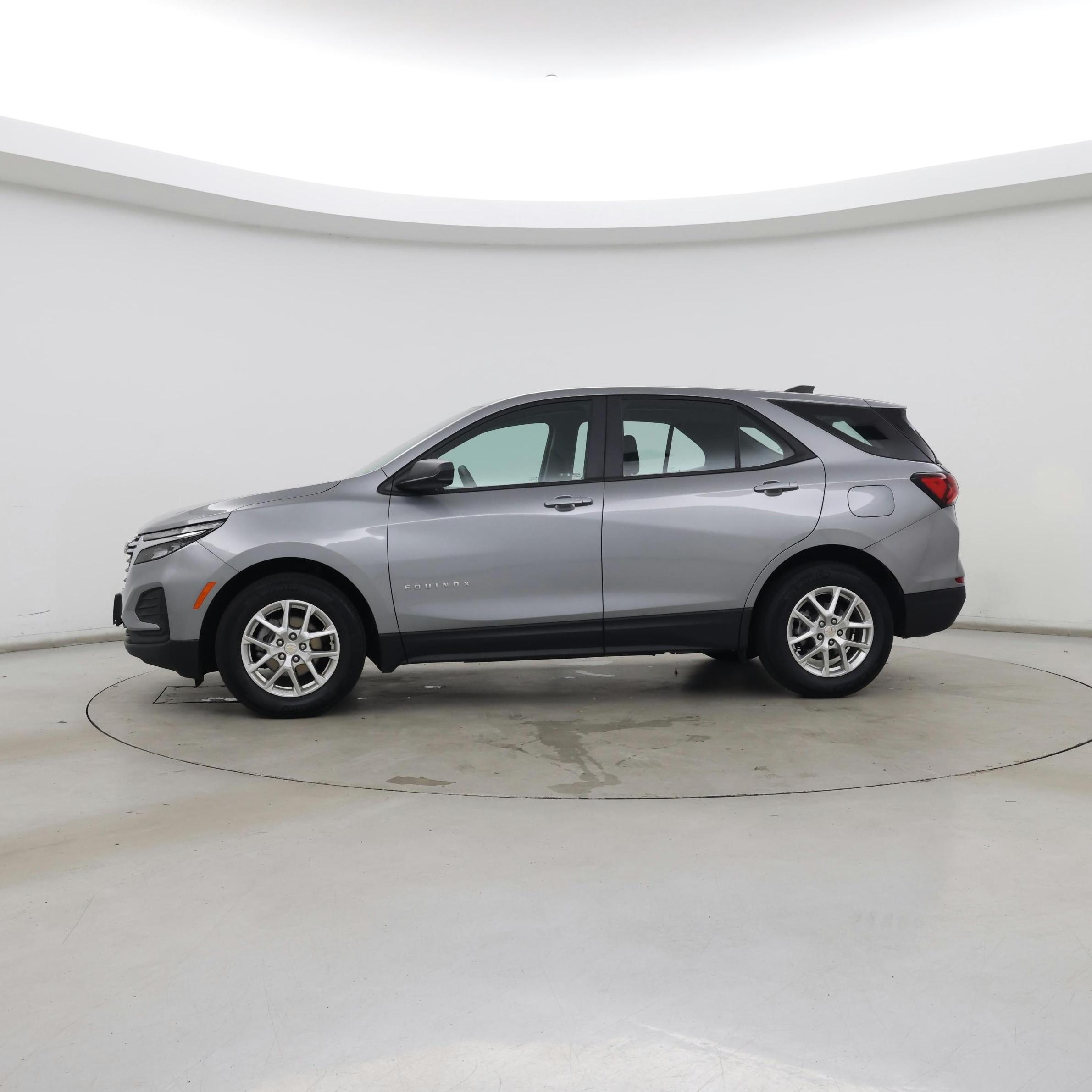 Thumbnail: 2024 Chevrolet Equinox - 3