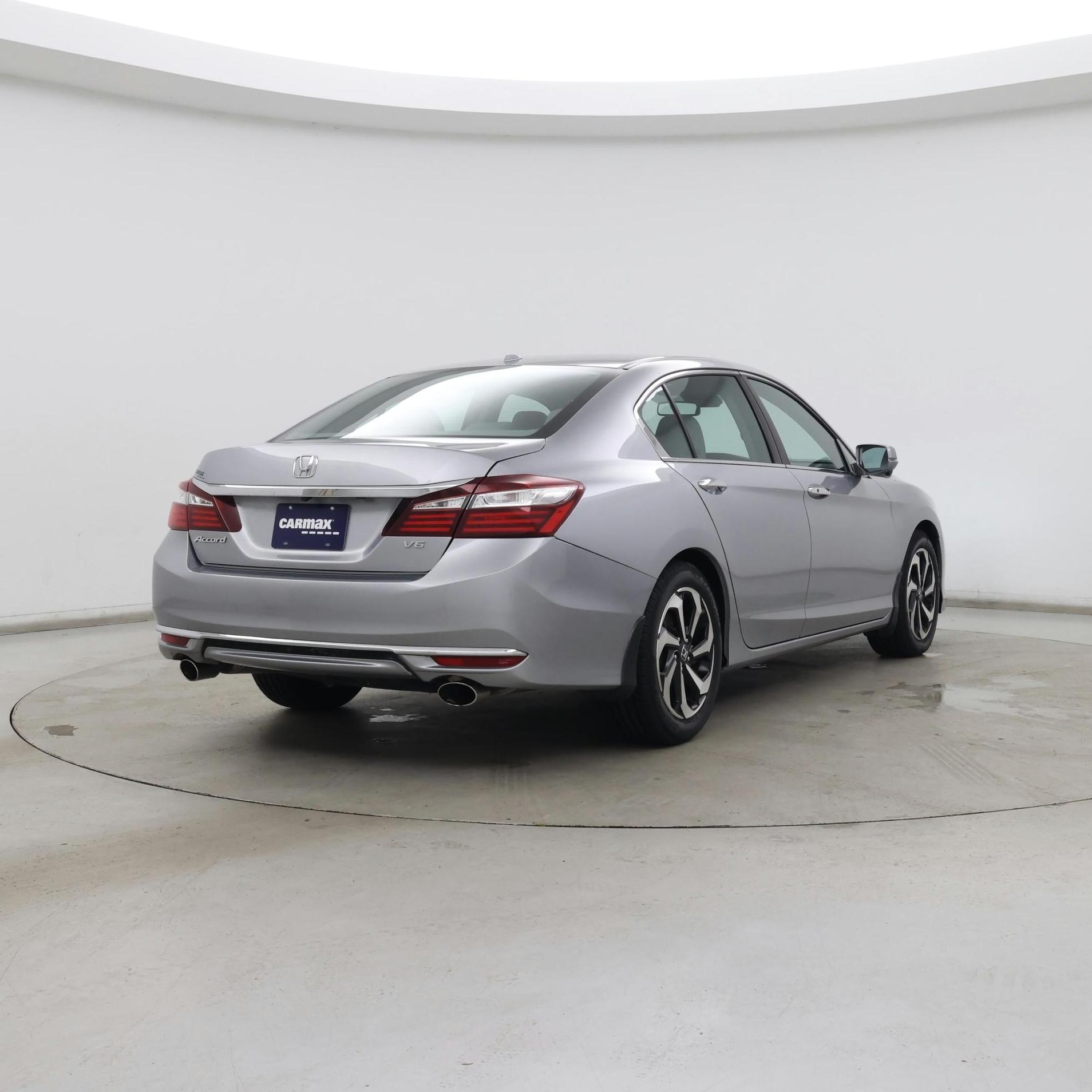 Thumbnail: 2016 Honda Accord - 8