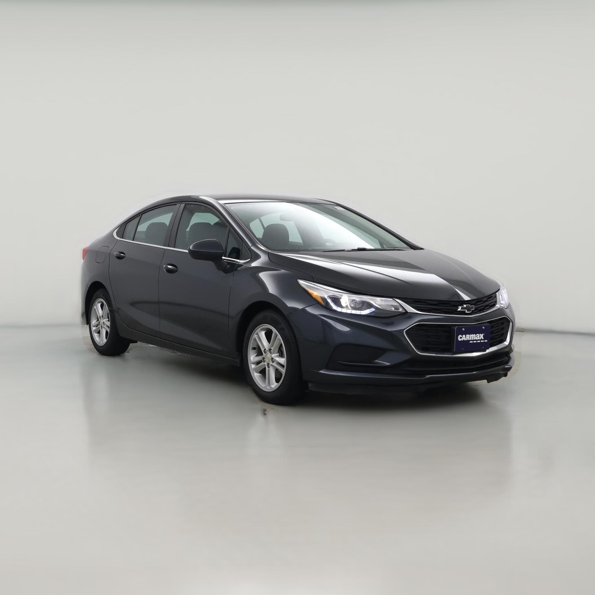 Thumbnail: 2018 Chevrolet Cruze - 1