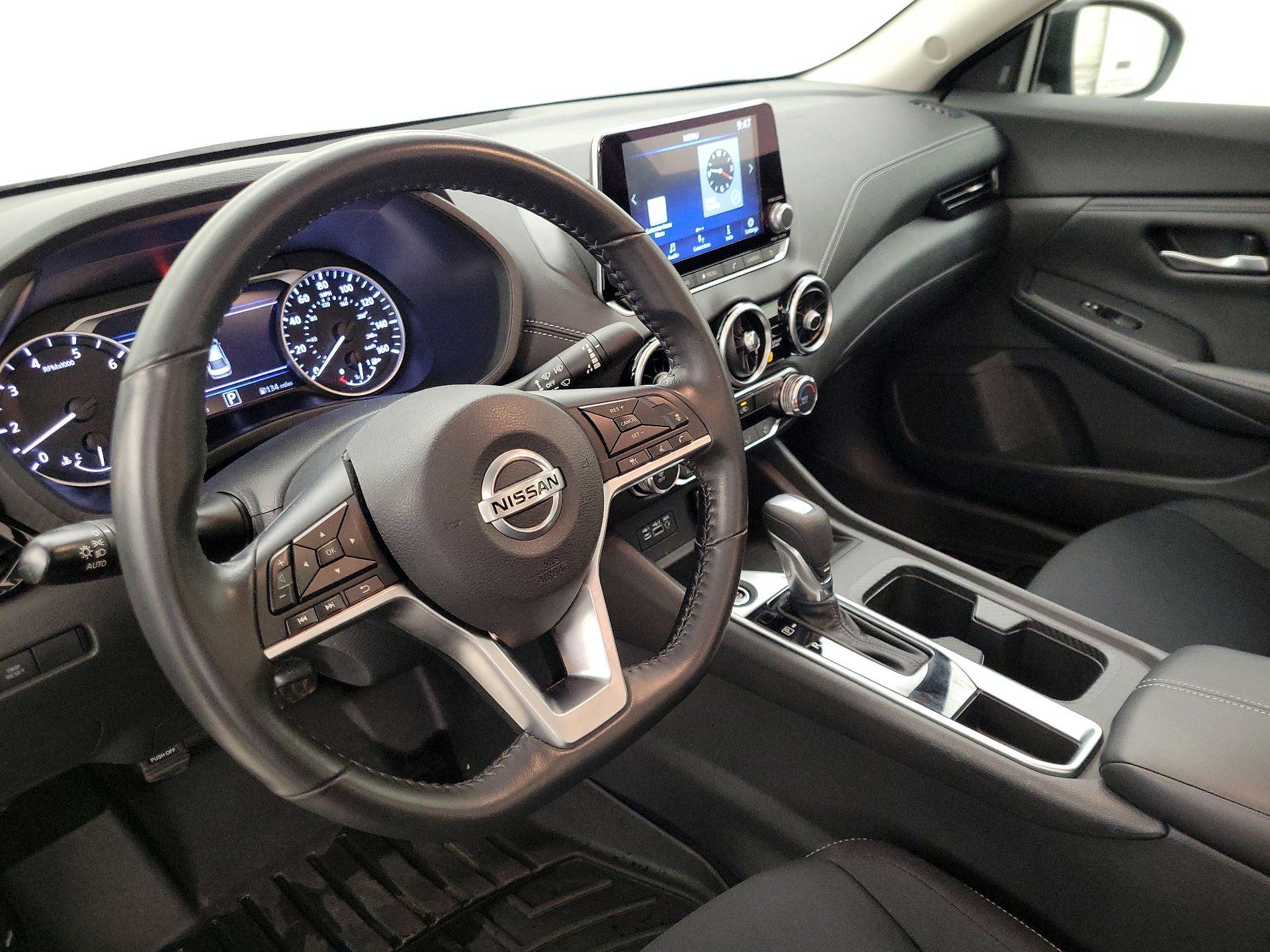 Thumbnail: 2022 Nissan Sentra - 9