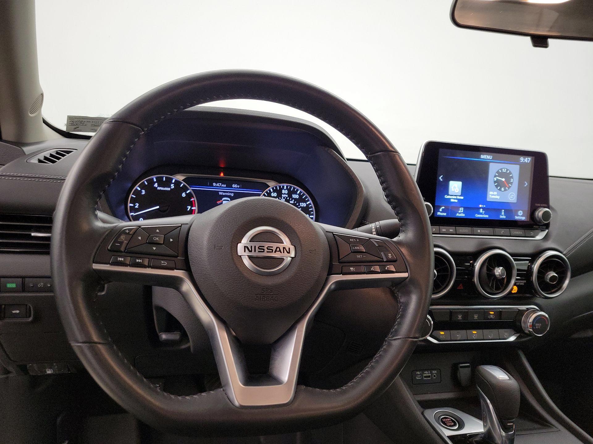 Thumbnail: 2022 Nissan Sentra - 10
