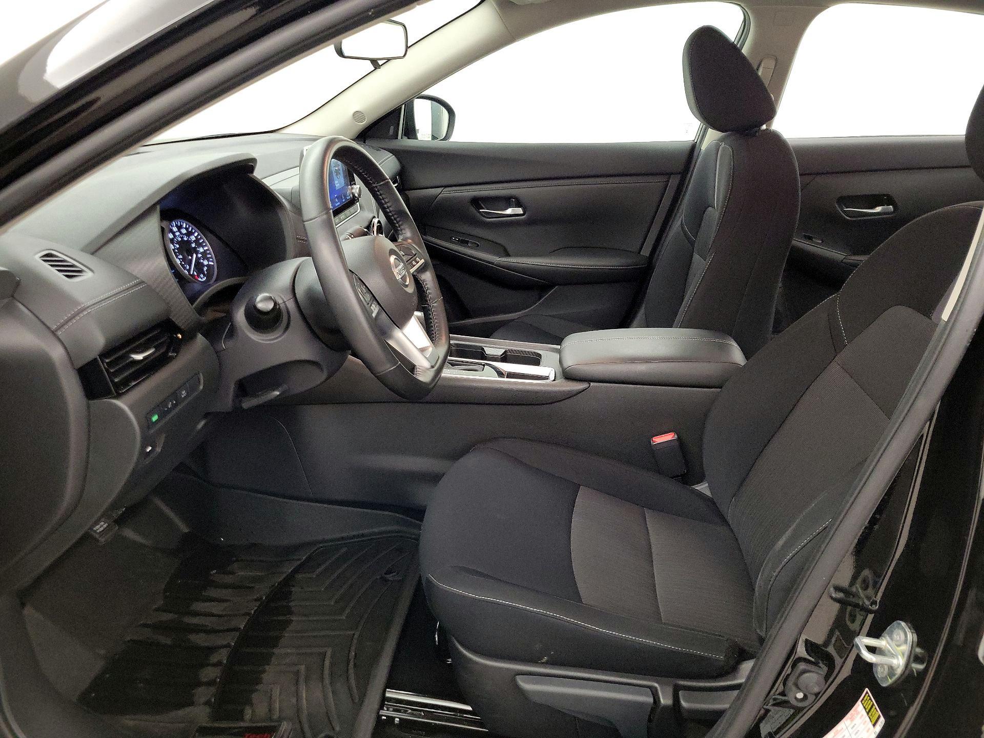 Thumbnail: 2022 Nissan Sentra - 11