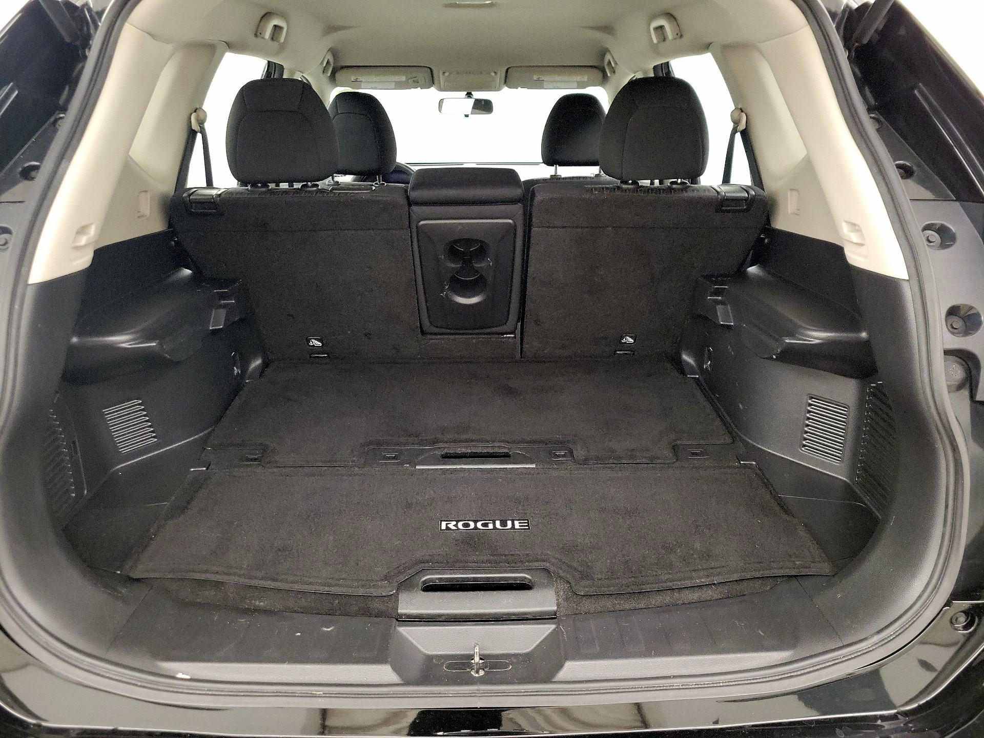 Thumbnail: 2018 Nissan Rogue - 20