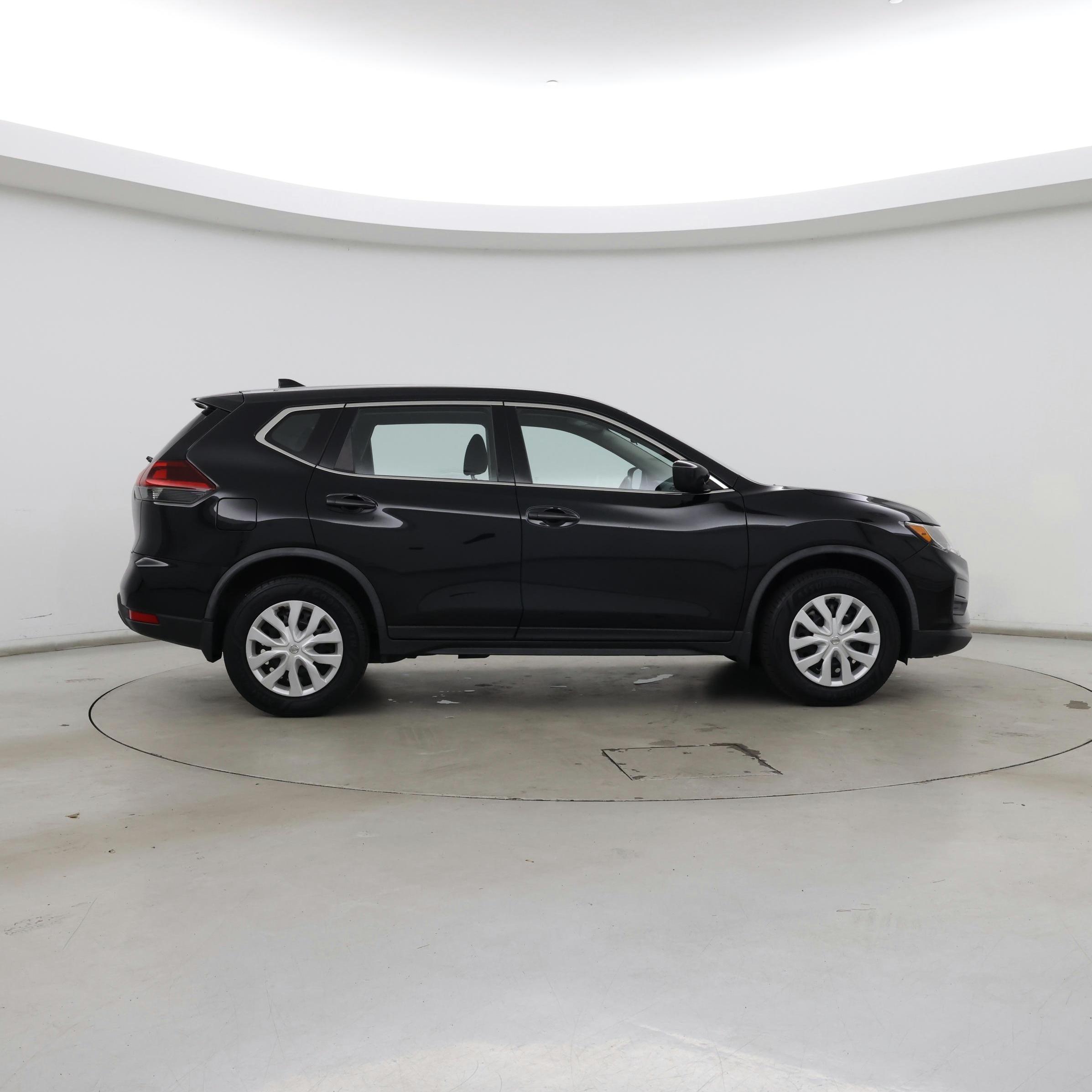 Thumbnail: 2018 Nissan Rogue - 7