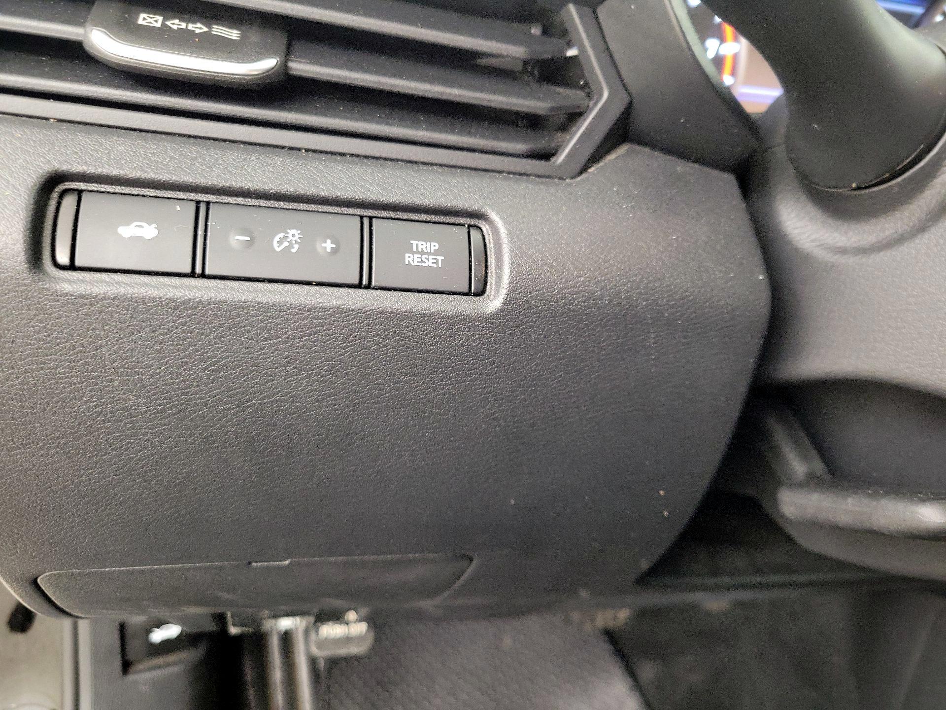 Thumbnail: 2020 Nissan Altima - 13