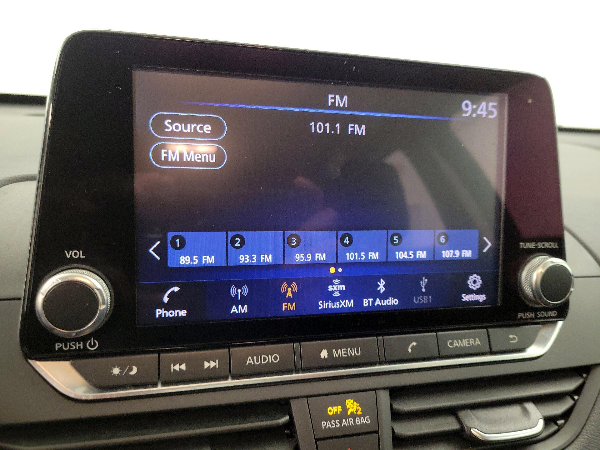 Thumbnail: 2020 Nissan Altima - 15