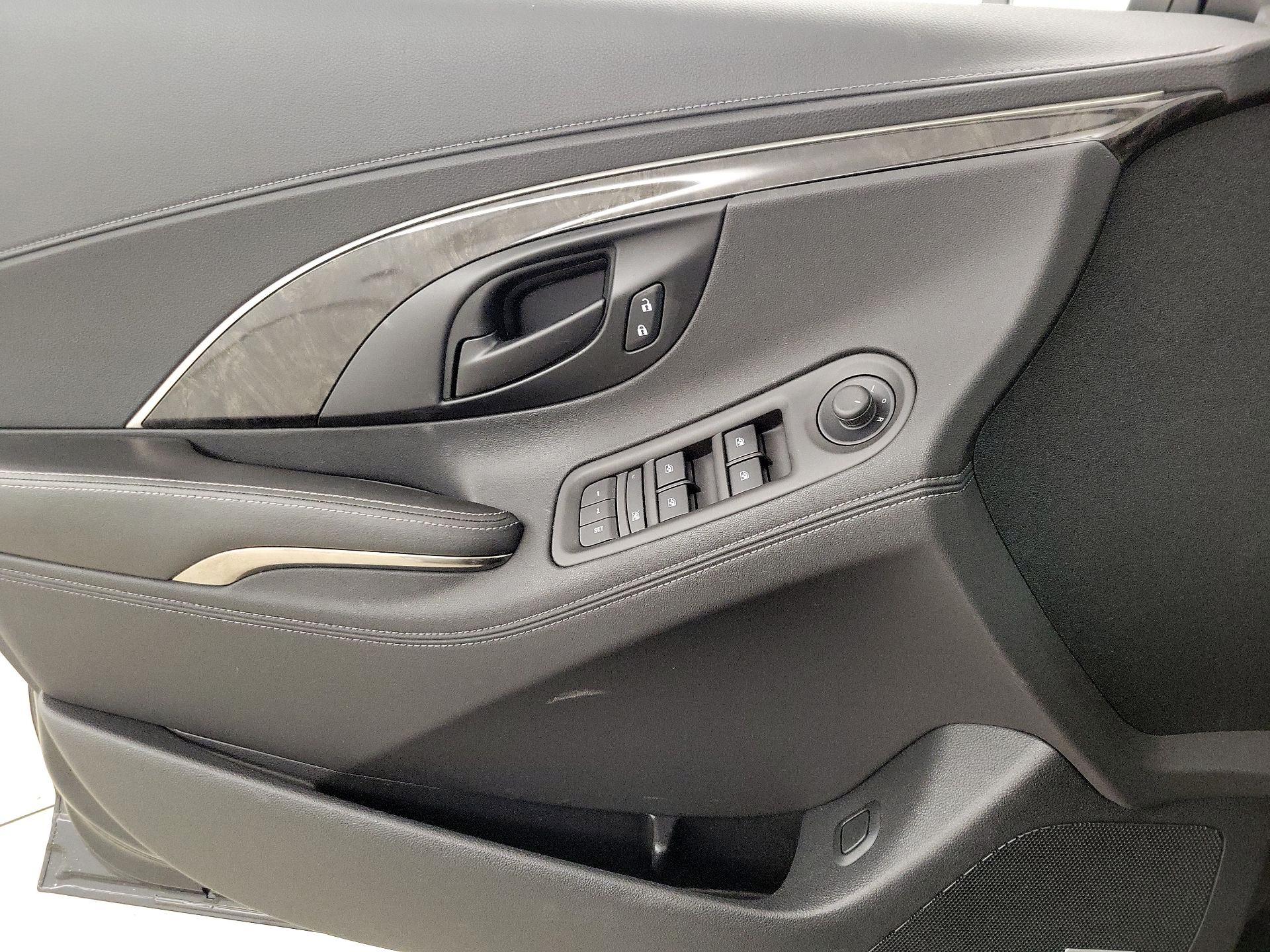 Thumbnail: 2015 Buick LaCrosse - 12