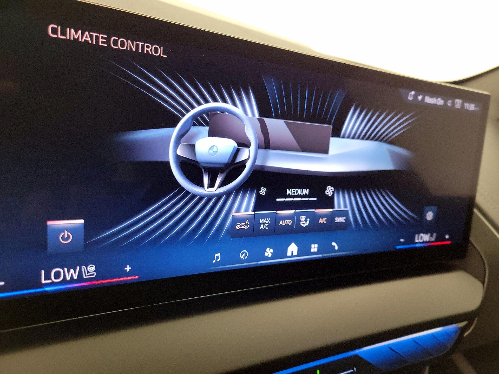 Thumbnail: 2025 BMW X3 - 15