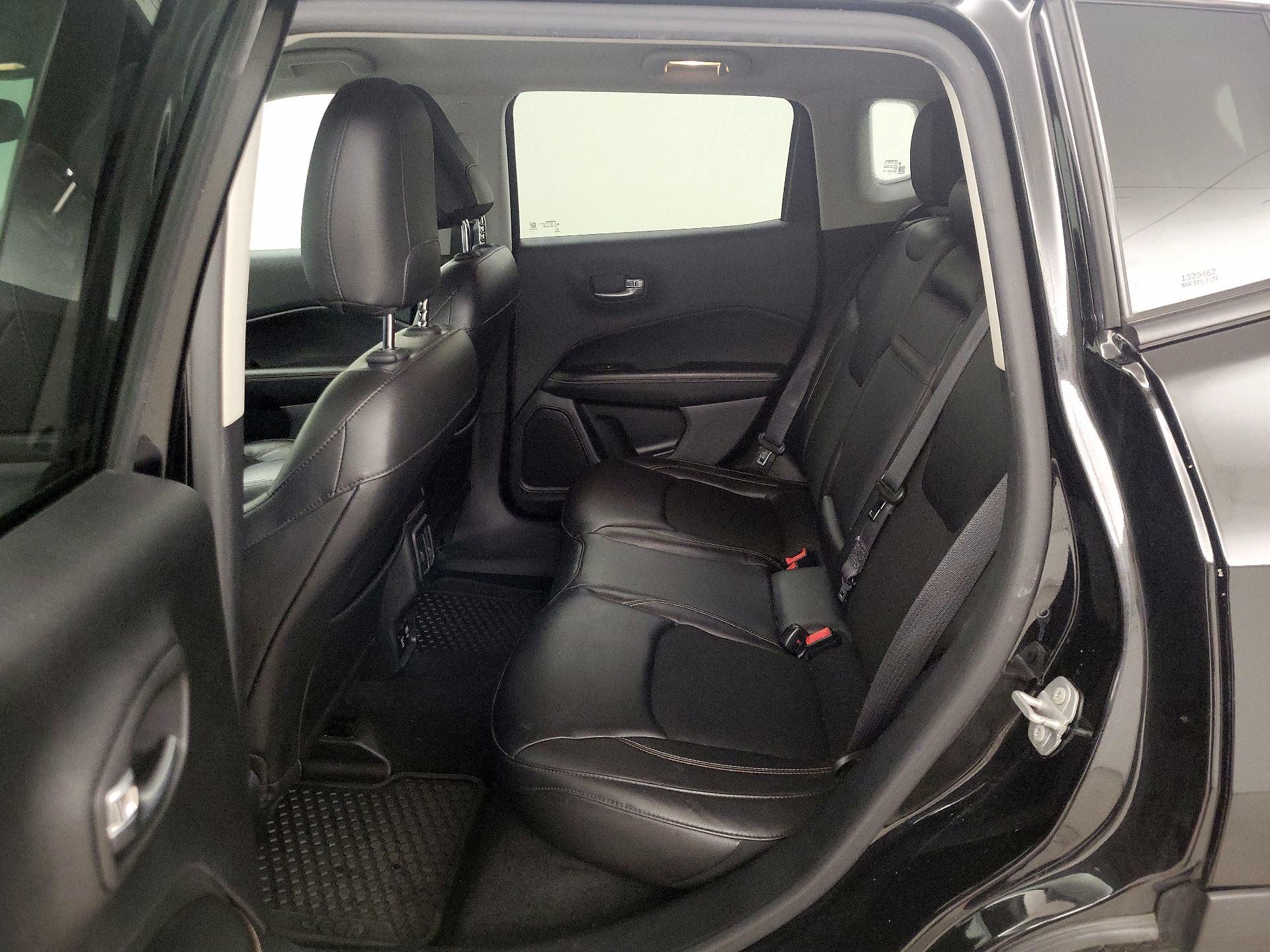 Thumbnail: 2018 Jeep Compass - 19