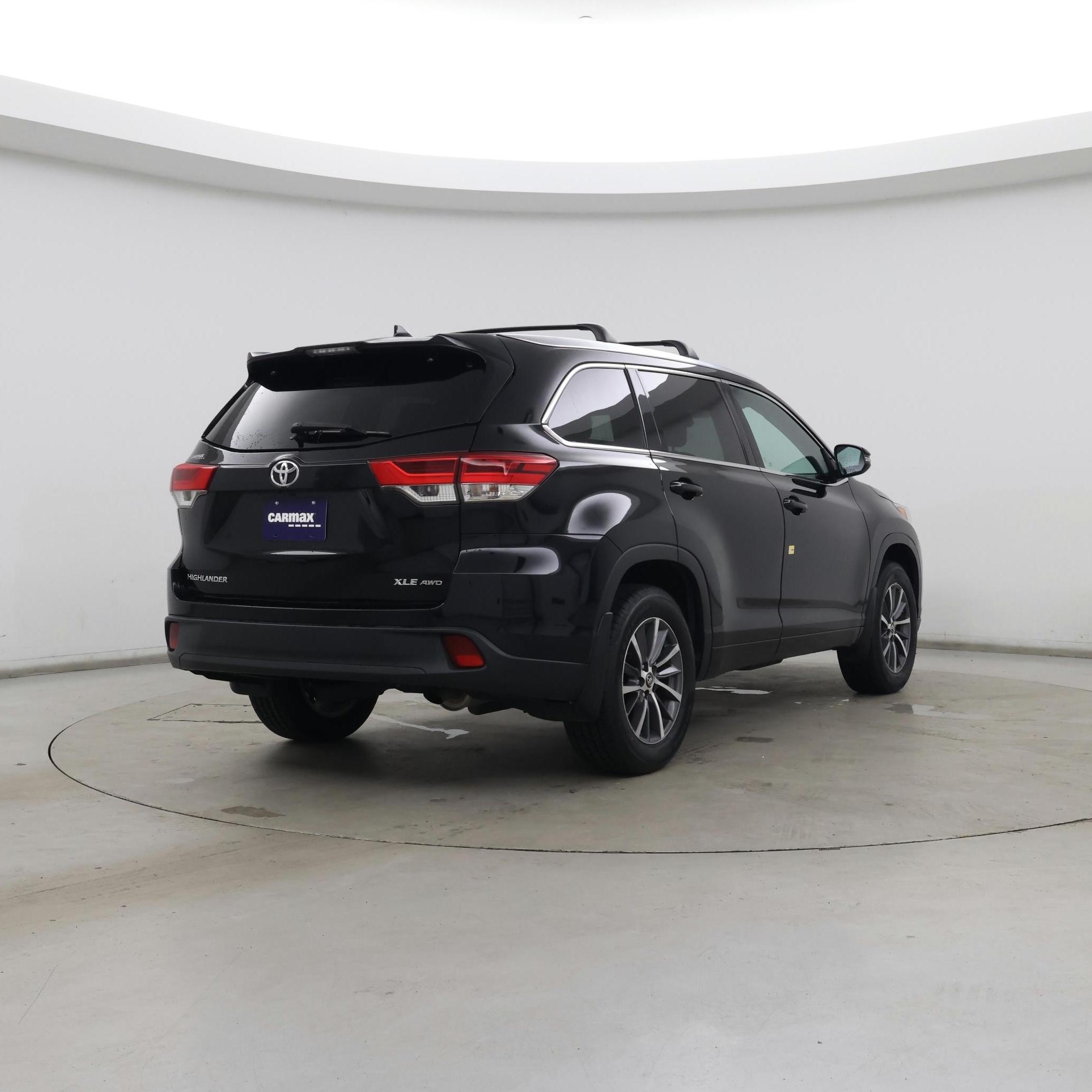 Thumbnail: 2018 Toyota Highlander - 8