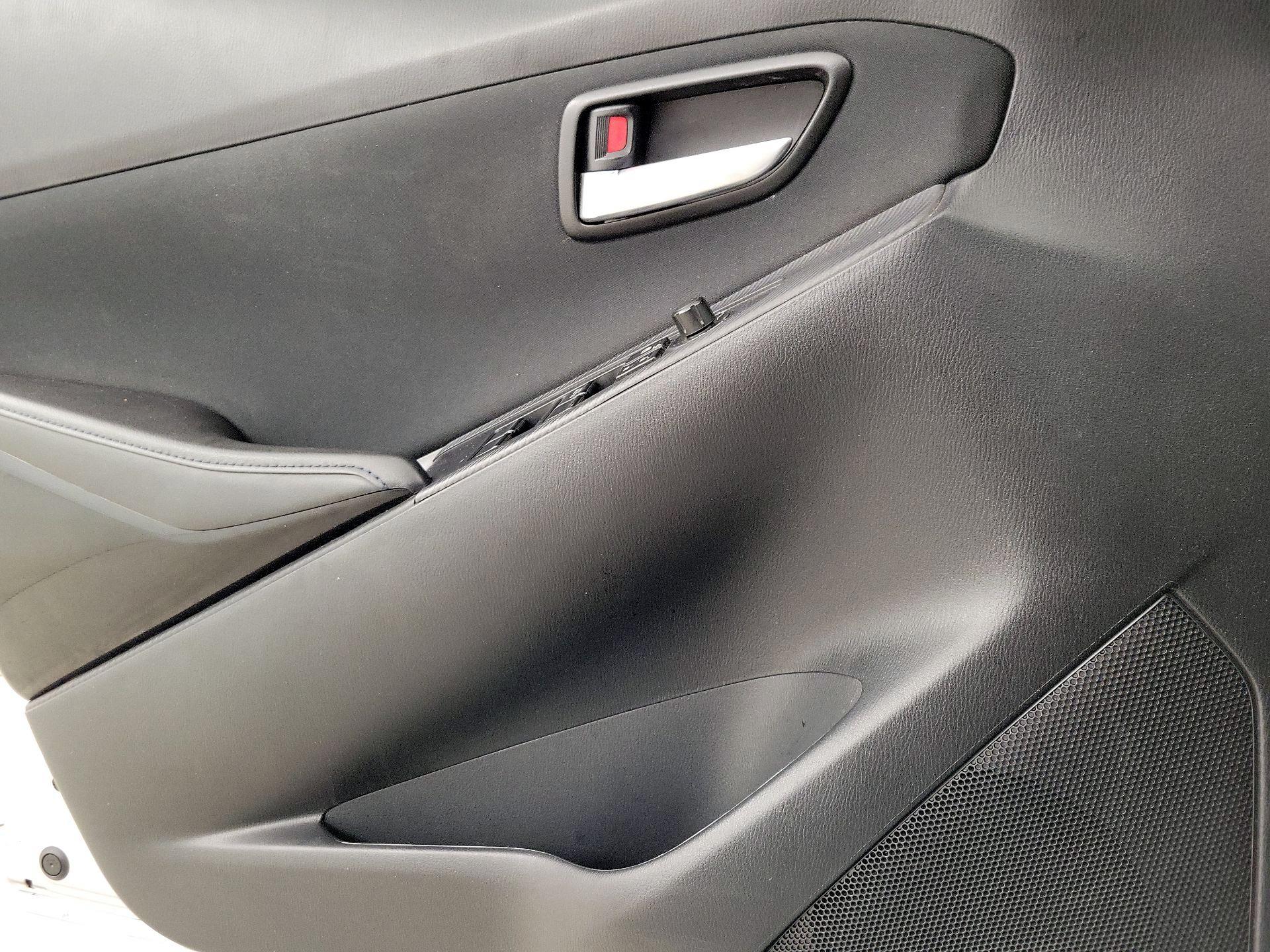 Thumbnail: 2018 Toyota Yaris iA - 12