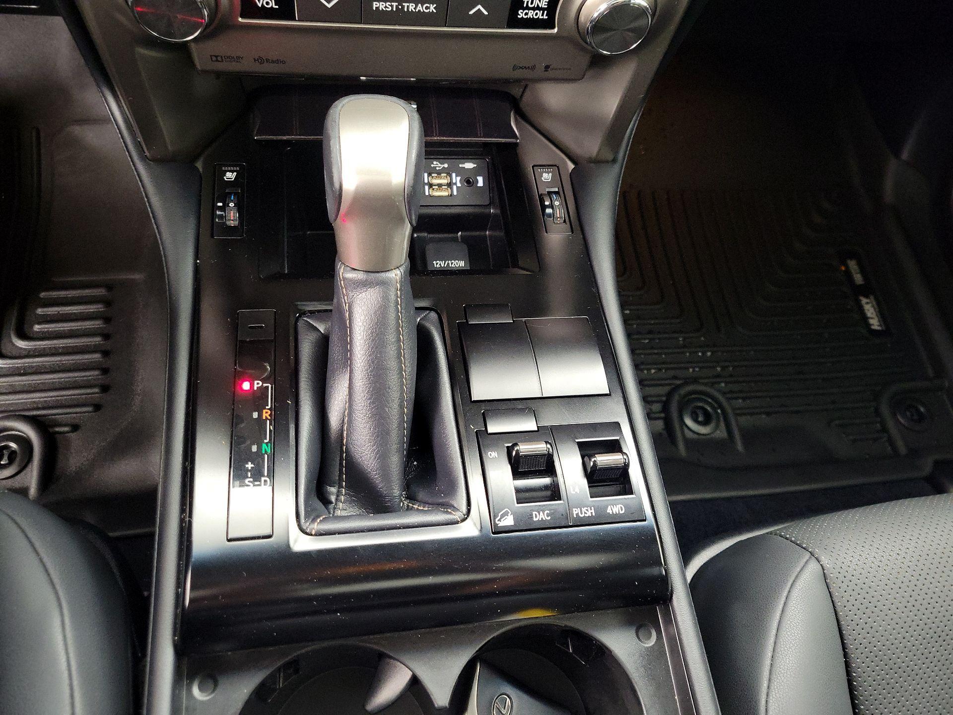 Thumbnail: 2020 Lexus GX - 18