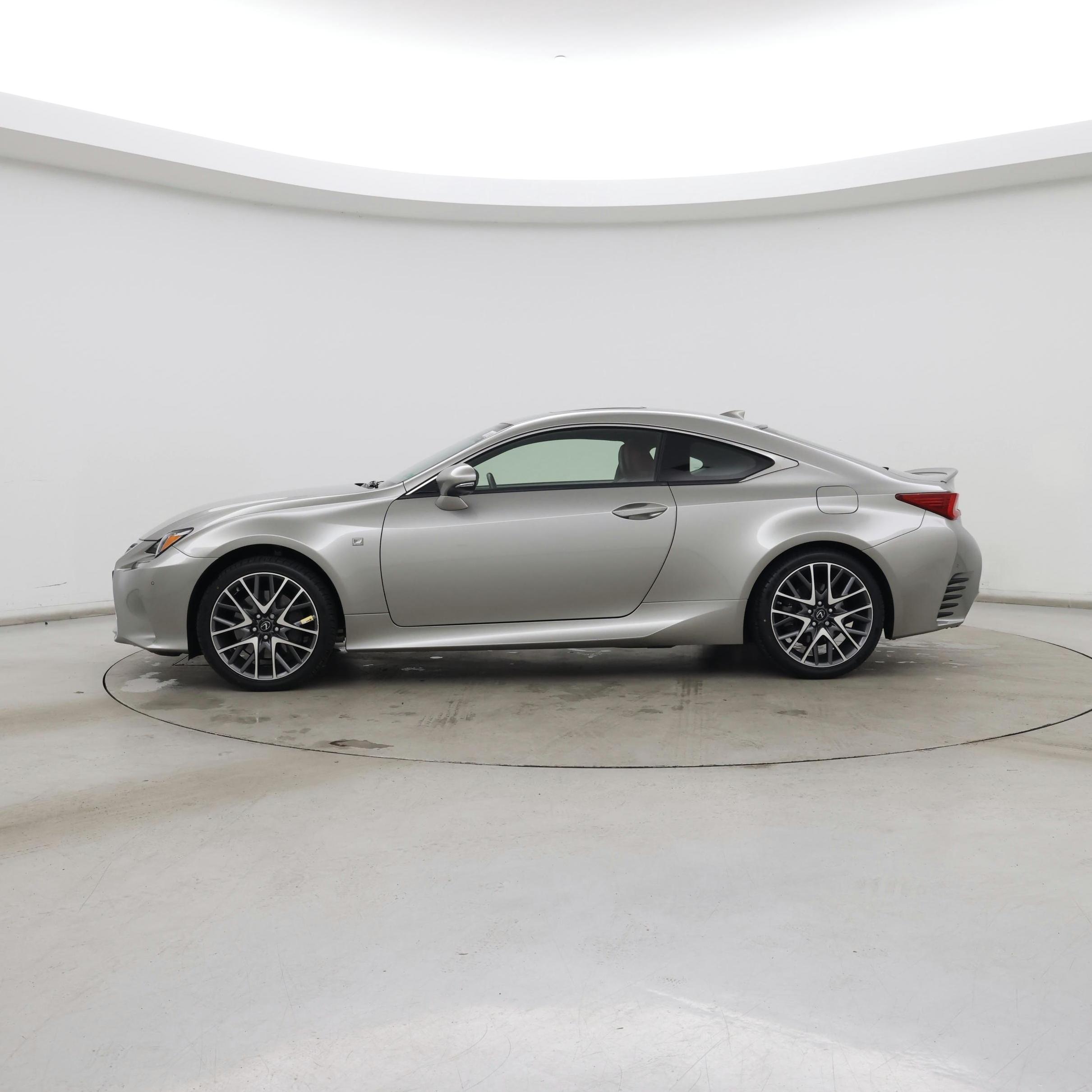 Thumbnail: 2017 Lexus RC - 3