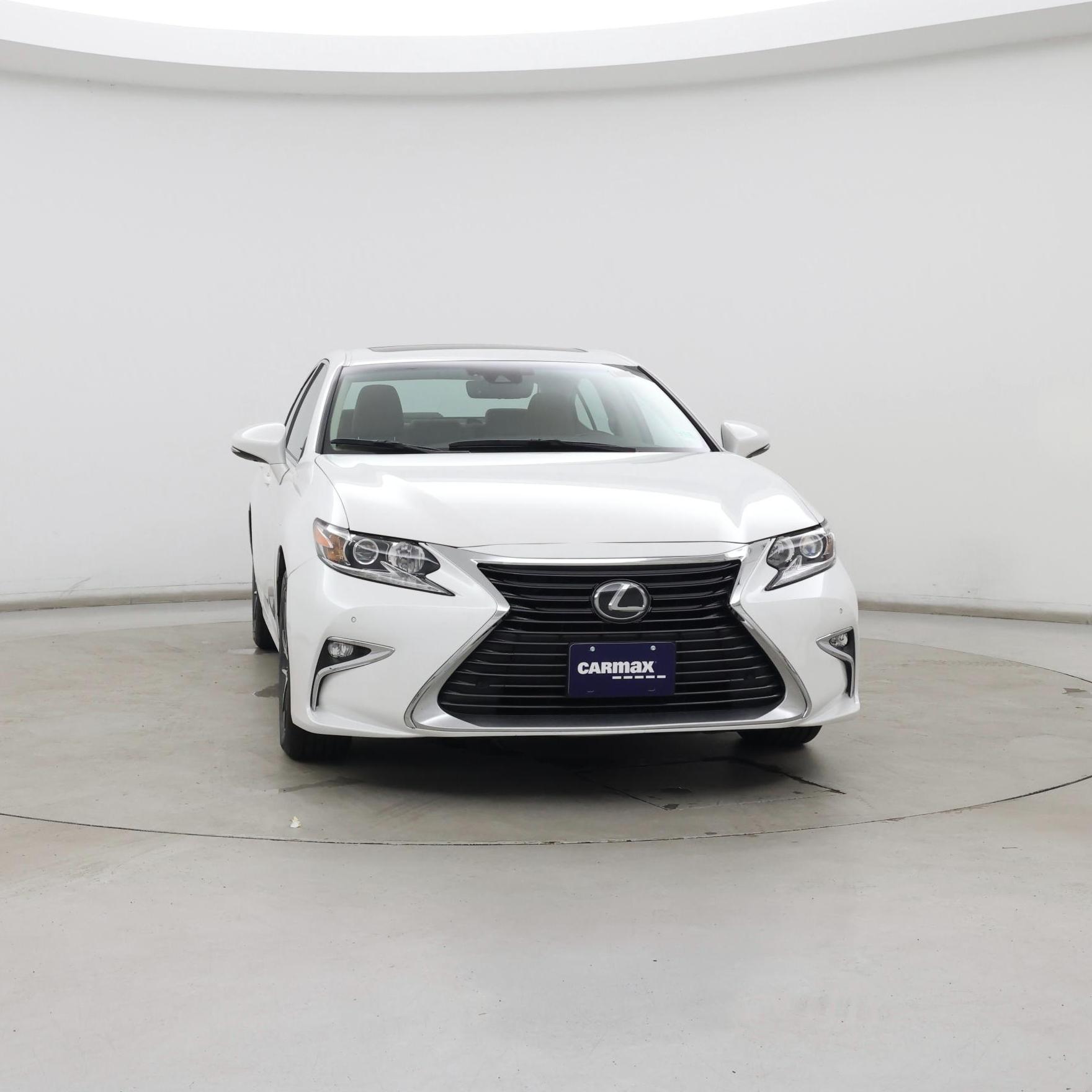 Thumbnail: 2017 Lexus ES - 5