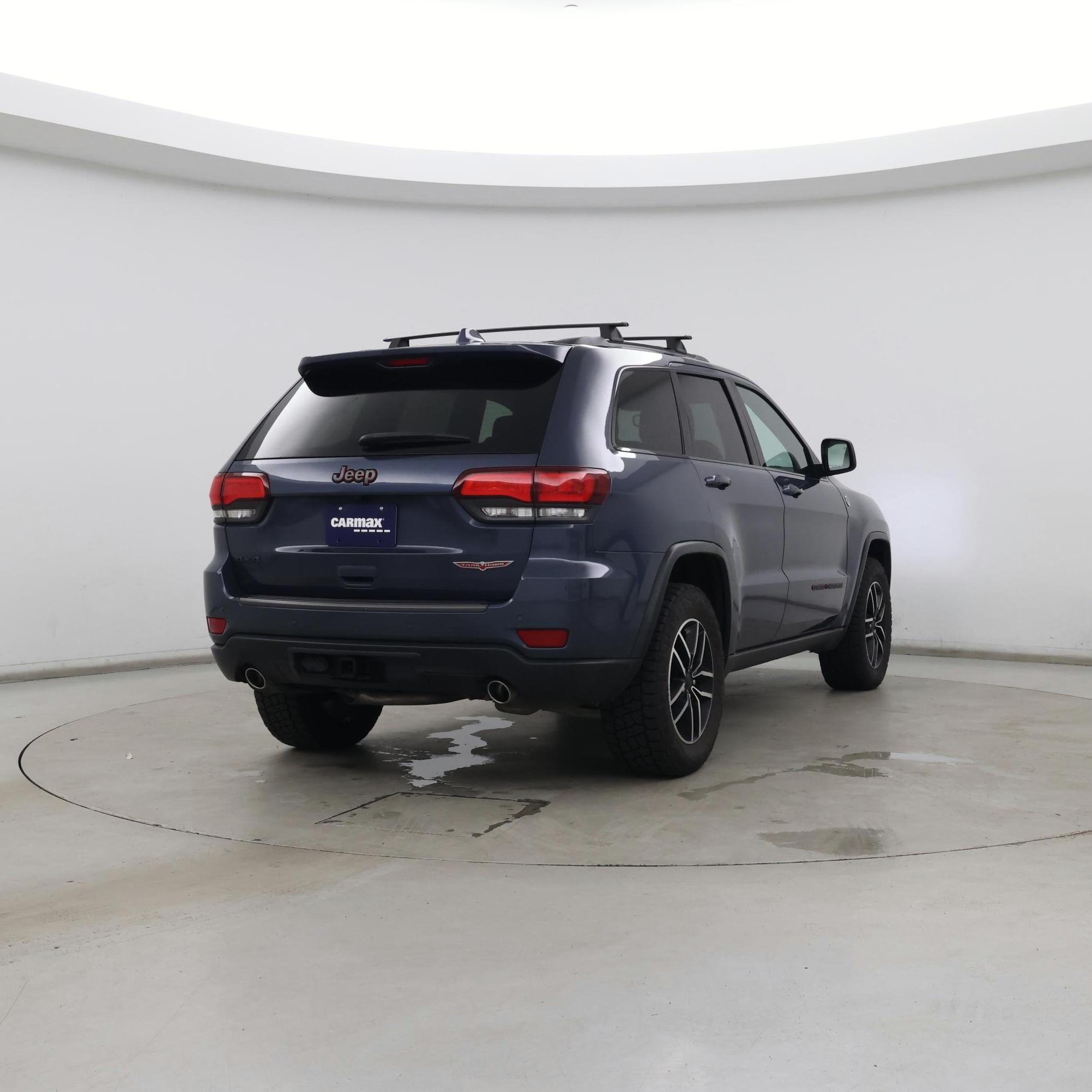 Thumbnail: 2020 Jeep Grand Cherokee - 8