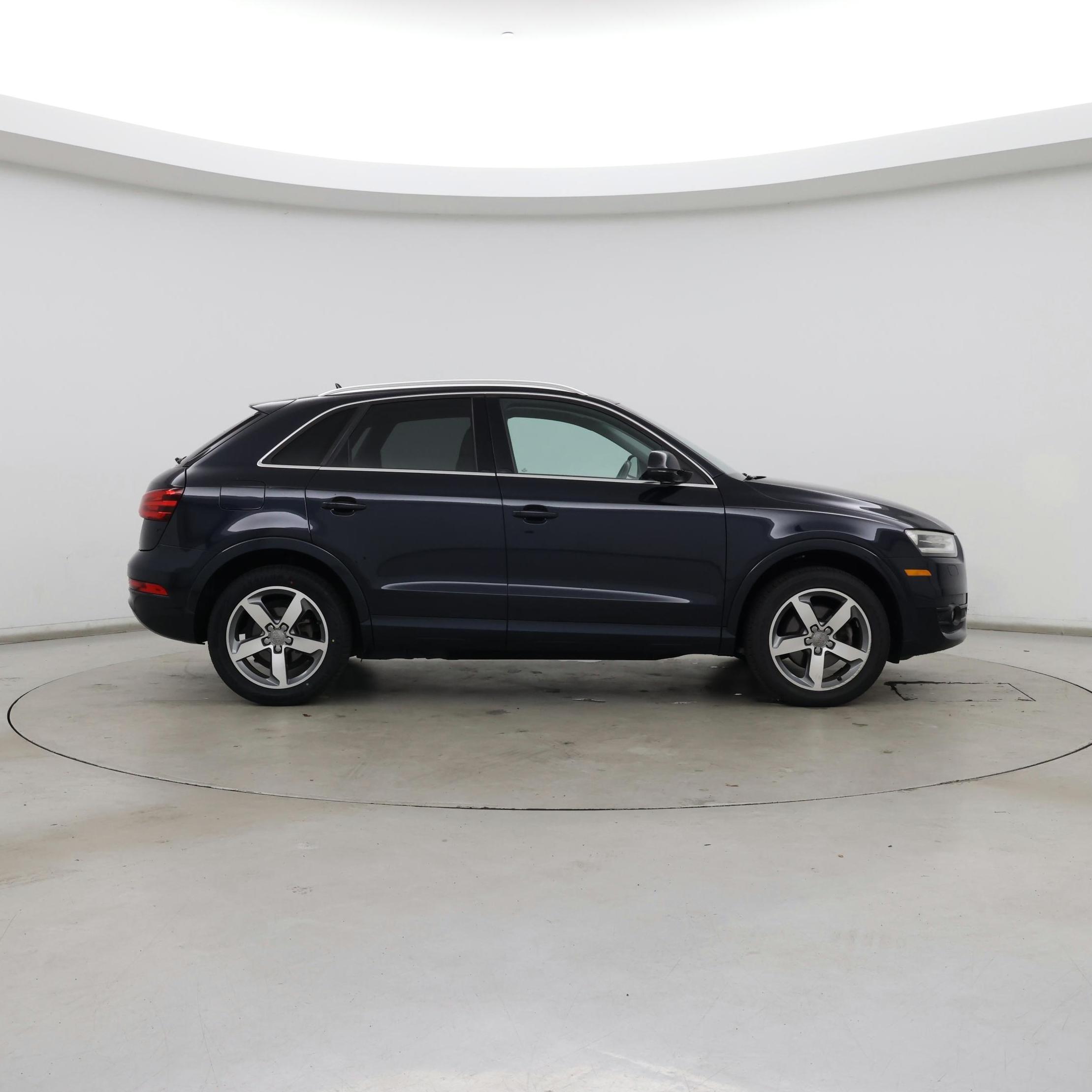 Thumbnail: 2015 Audi Q3 - 7