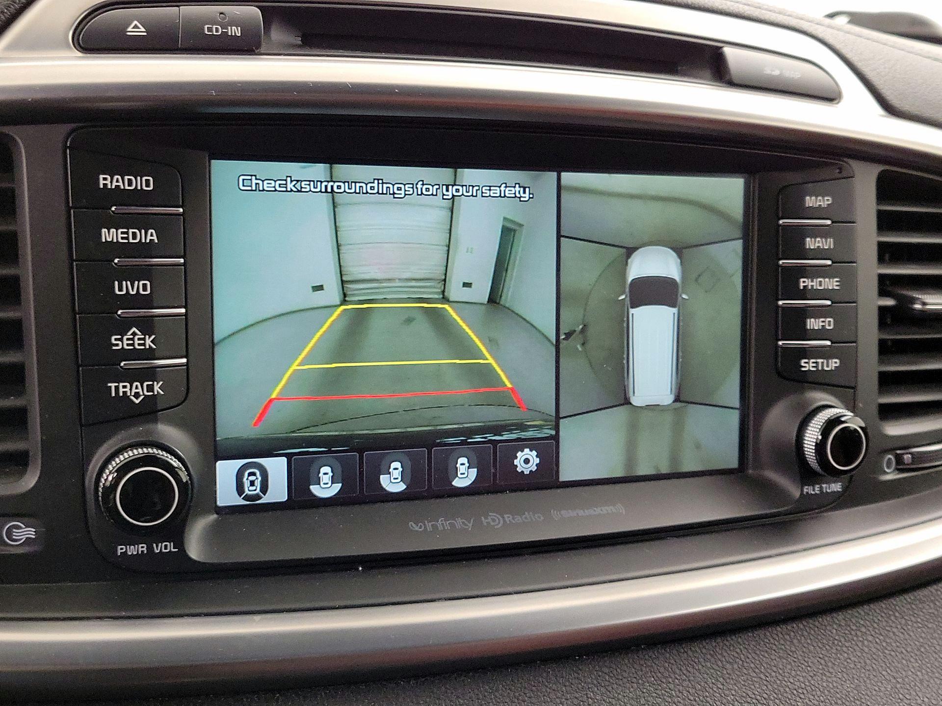 Thumbnail: 2016 Kia Sorento - 15