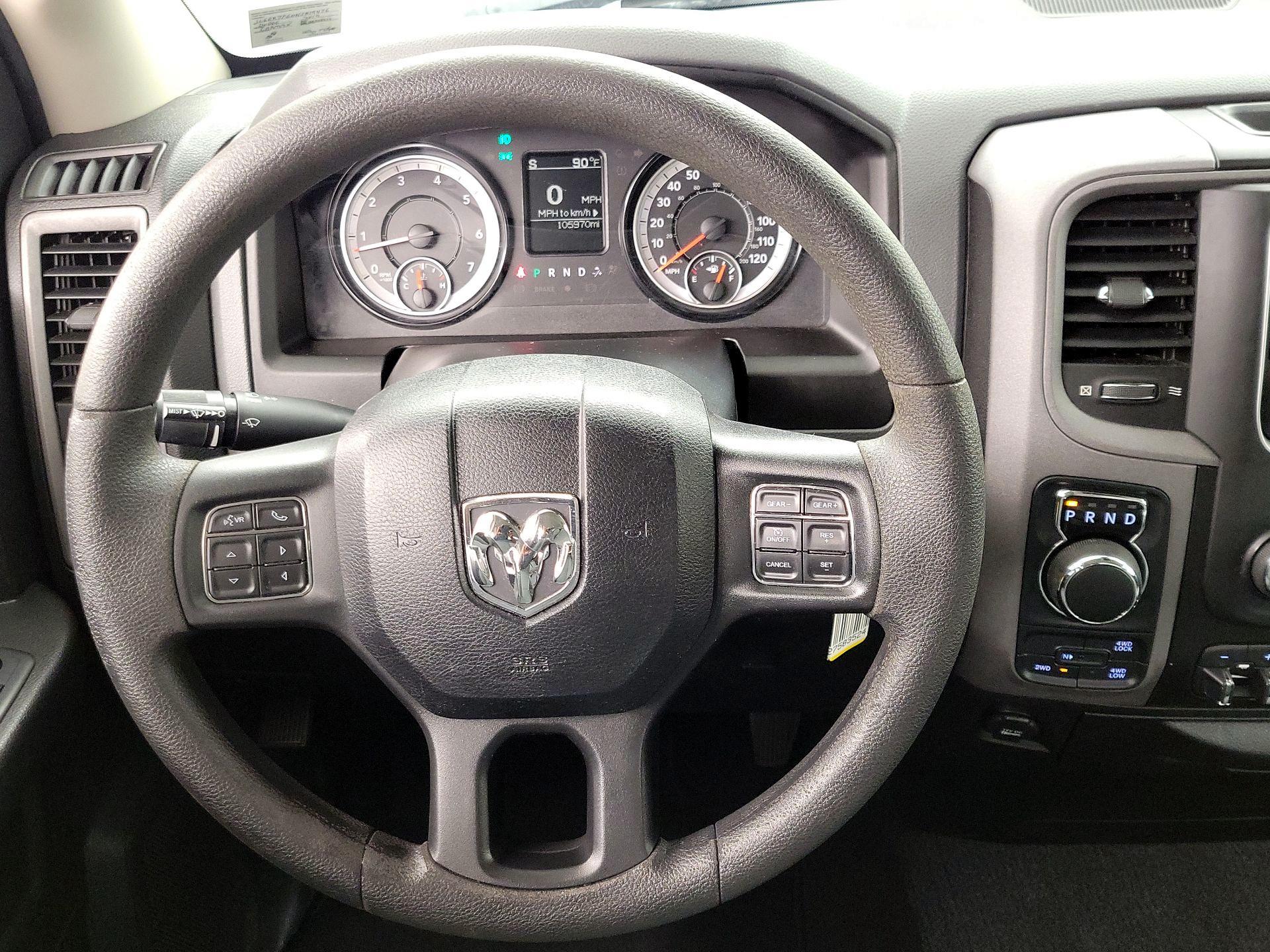 Thumbnail: 2019 RAM 1500 Classic - 10