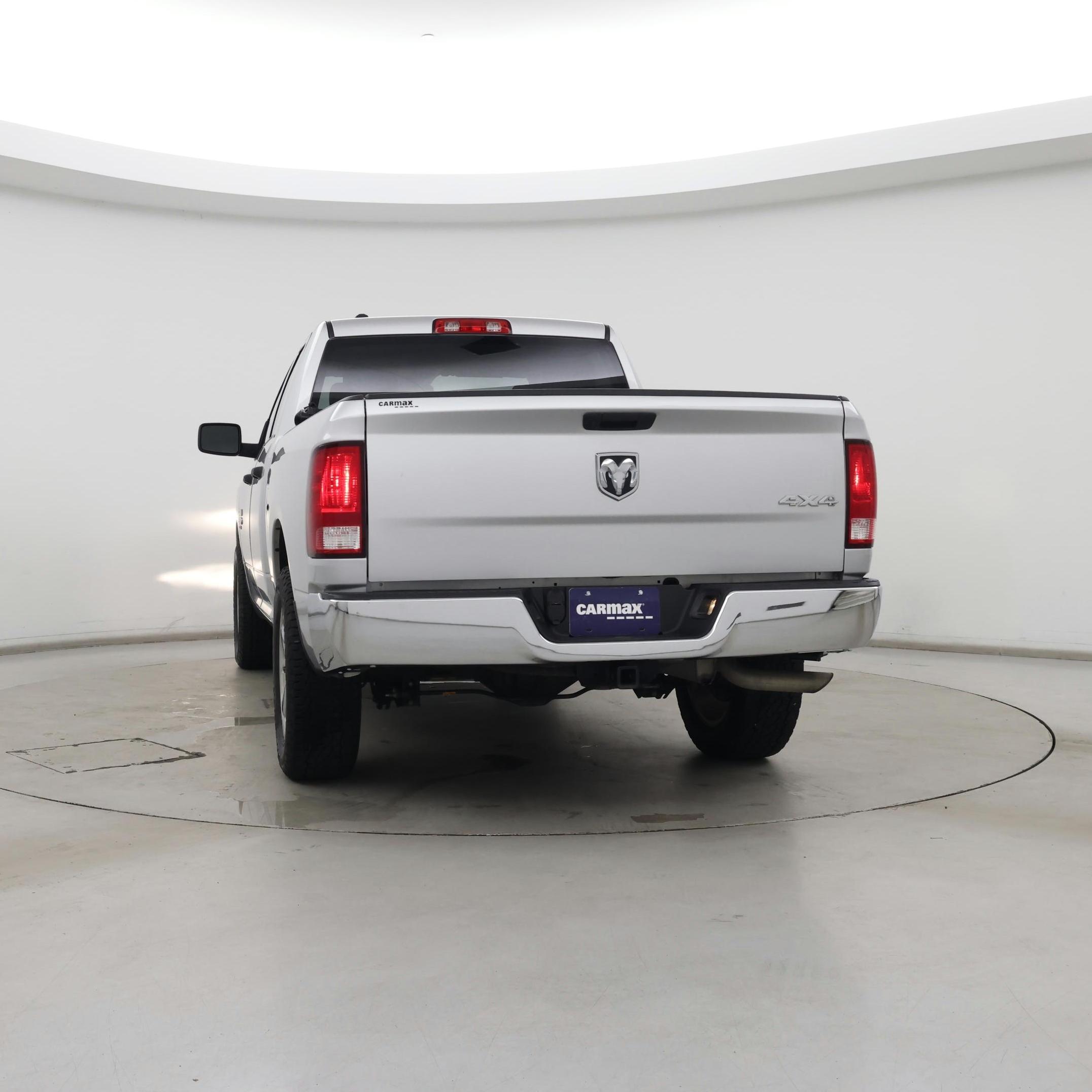 Thumbnail: 2019 RAM 1500 Classic - 6