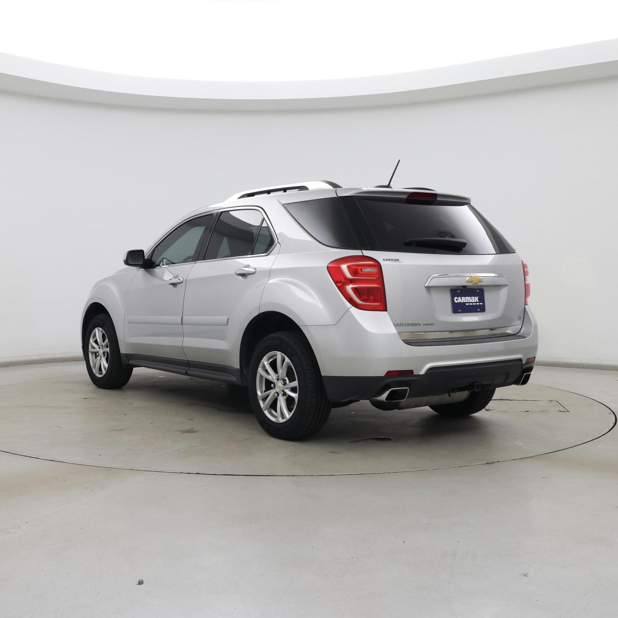 Thumbnail: 2017 Chevrolet Equinox - 2