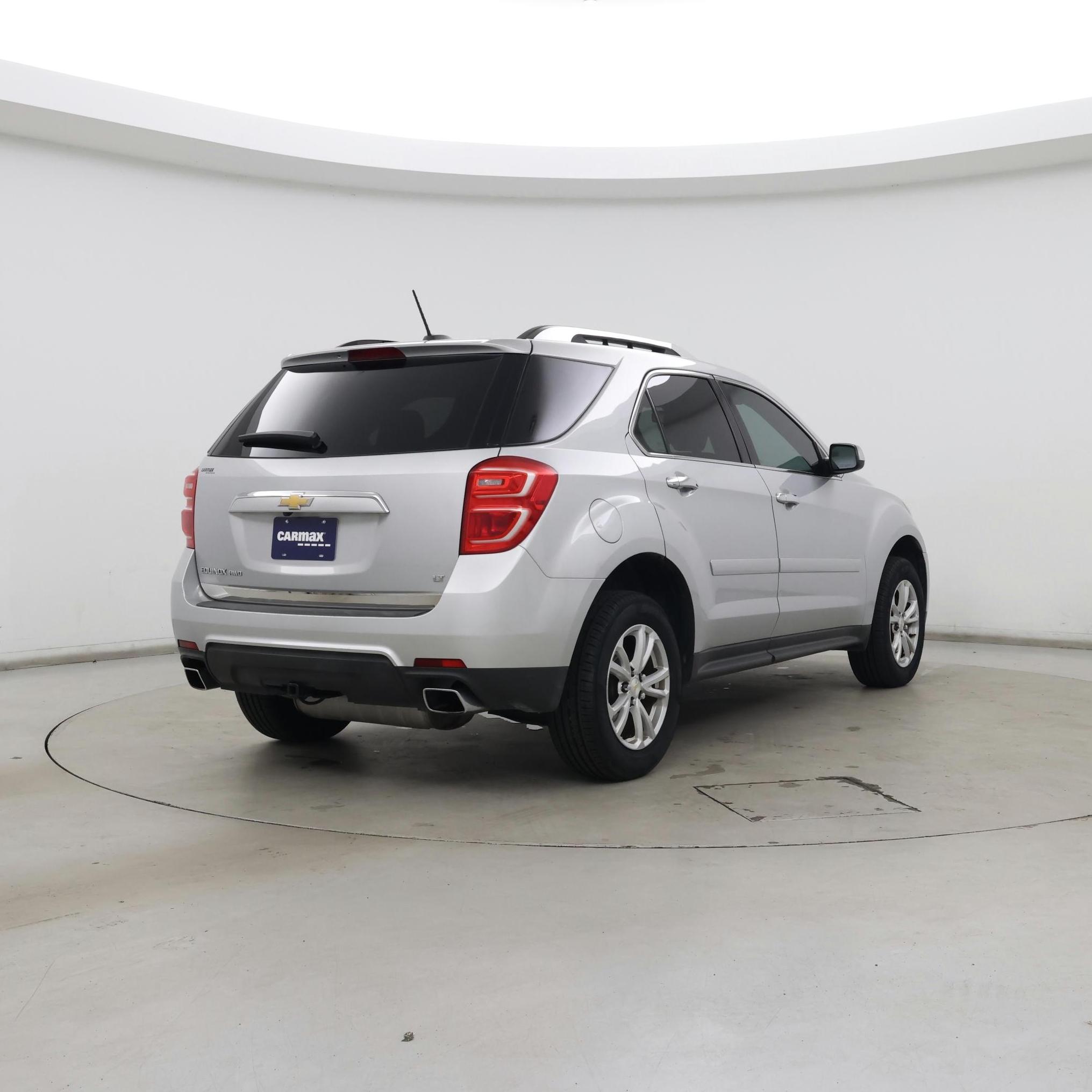 Thumbnail: 2017 Chevrolet Equinox - 8