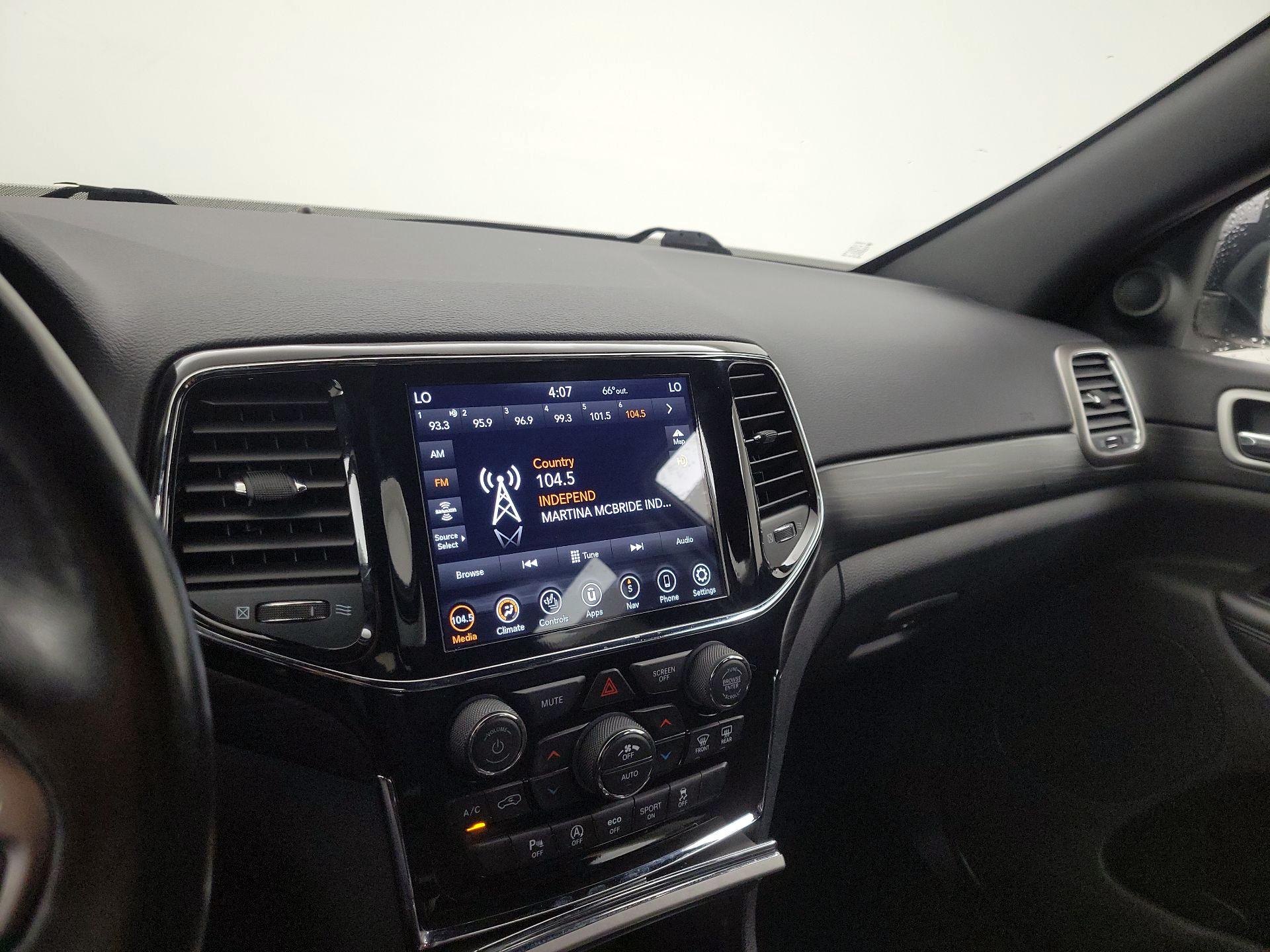 Thumbnail: 2020 Jeep Grand Cherokee - 16