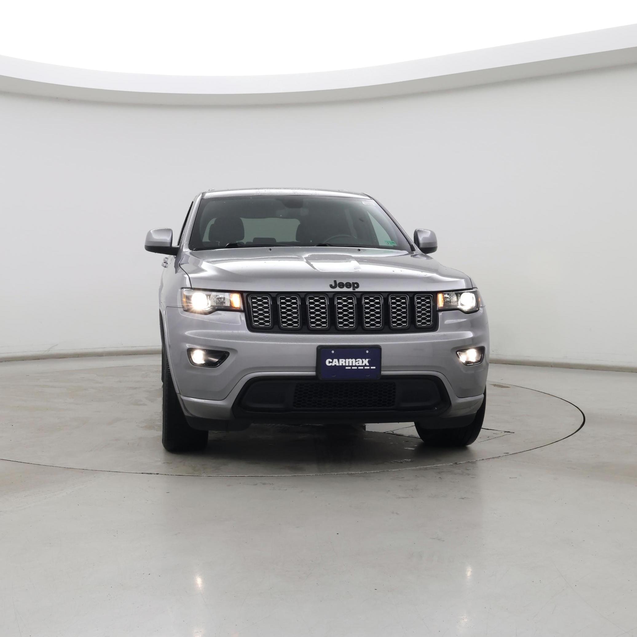 Thumbnail: 2020 Jeep Grand Cherokee - 5